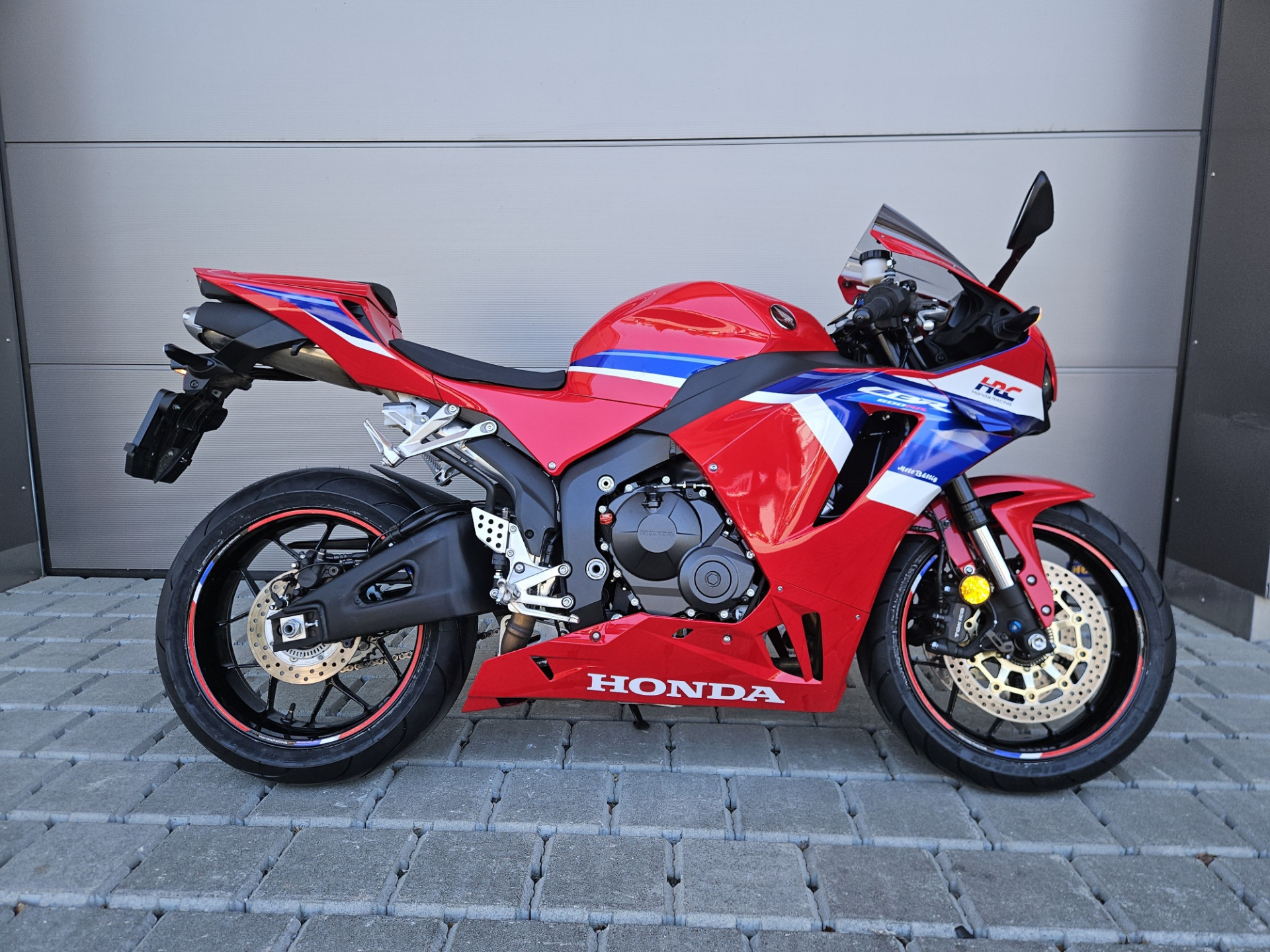 HONDA CBR 600 RR-image-0