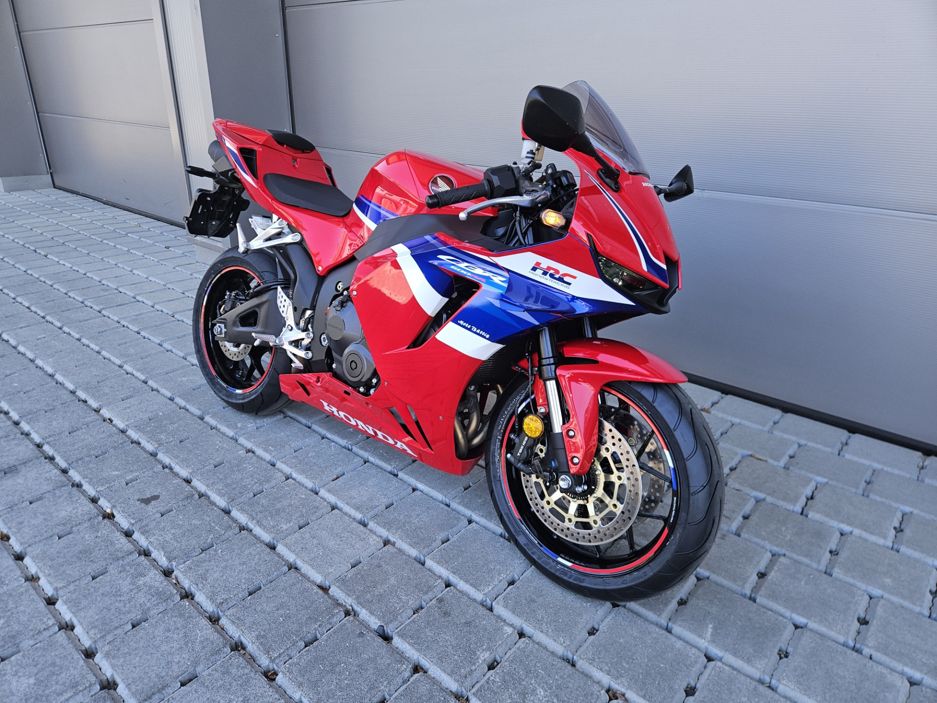 HONDA CBR 600 RR-image-1