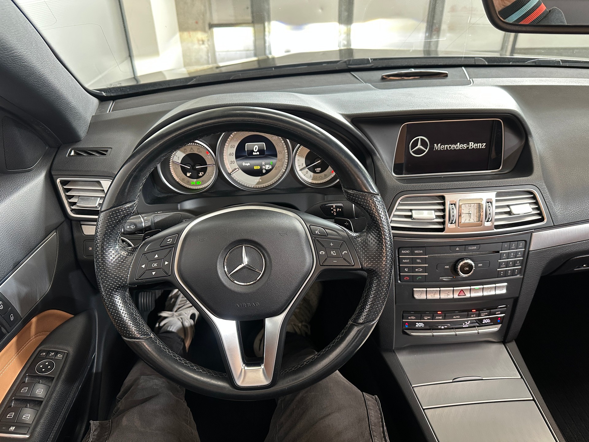 MERCEDES-BENZ E 400 7G-Tronic-image-10