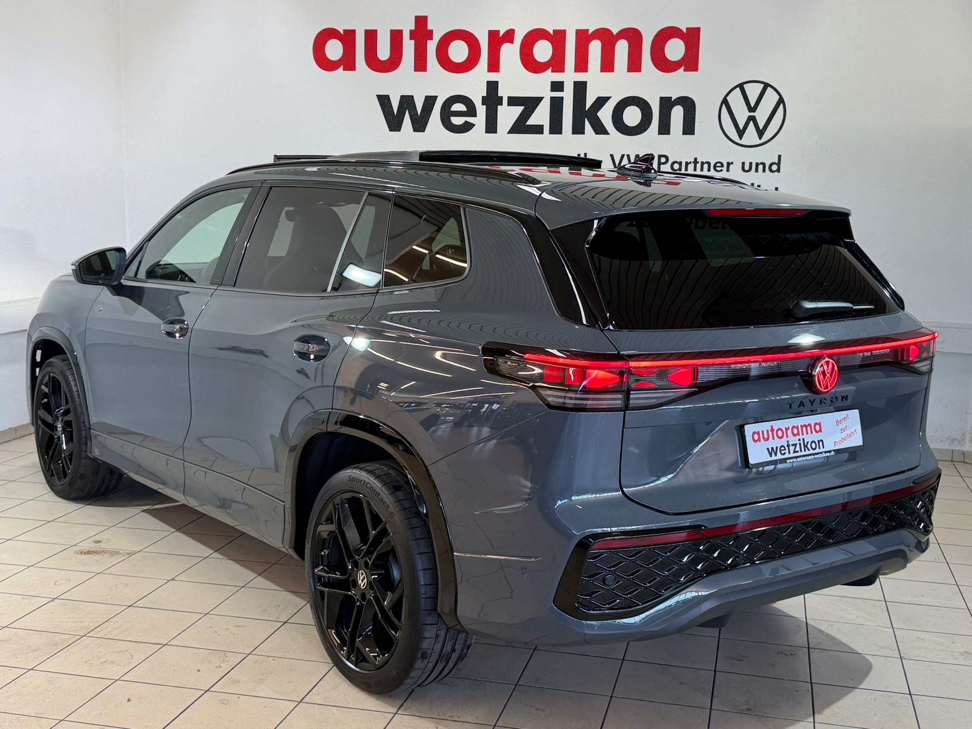 VW Tayron 2.0 TSI R-Line DSG 4Motion-showroom-element-1