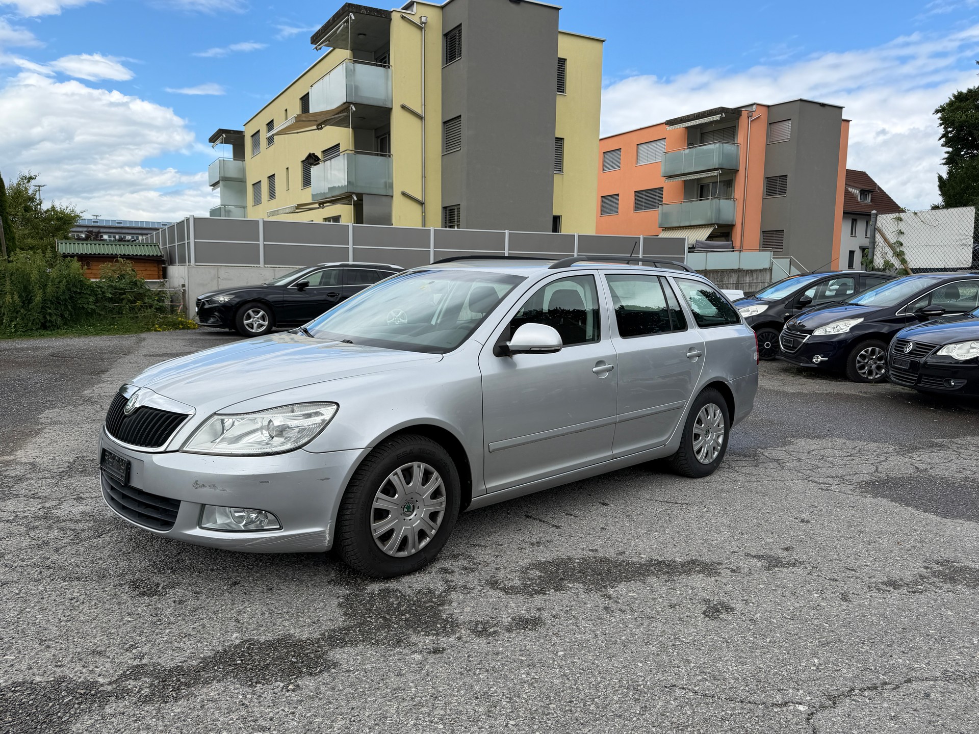 SKODA Octavia Combi 2.0 TDI Arosa 4x4-image-2