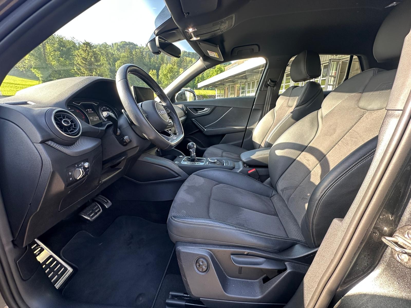 AUDI Q2 2.0 TDI sport quattro S-tronic-image-7