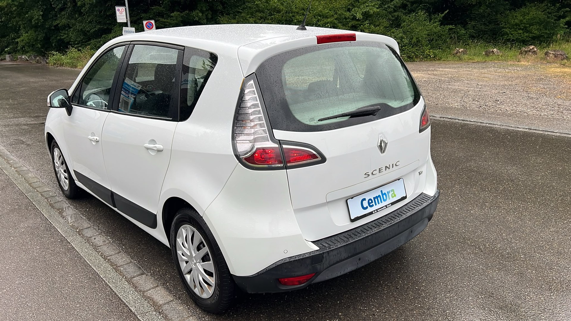 RENAULT Scénic 1.4 16V Turbo Expression-image-5