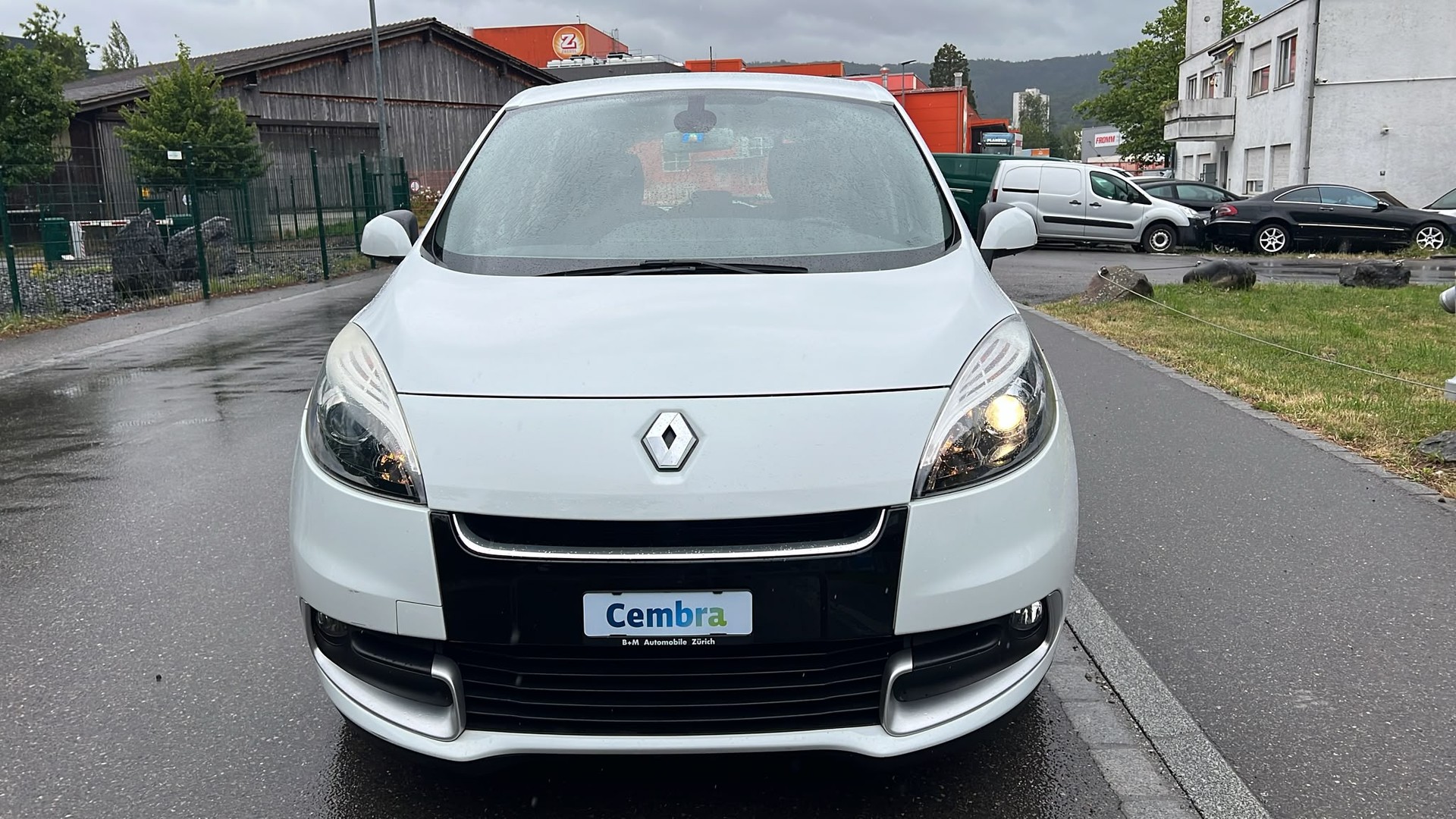 RENAULT Scénic 1.4 16V Turbo Expression-showroom-element-1