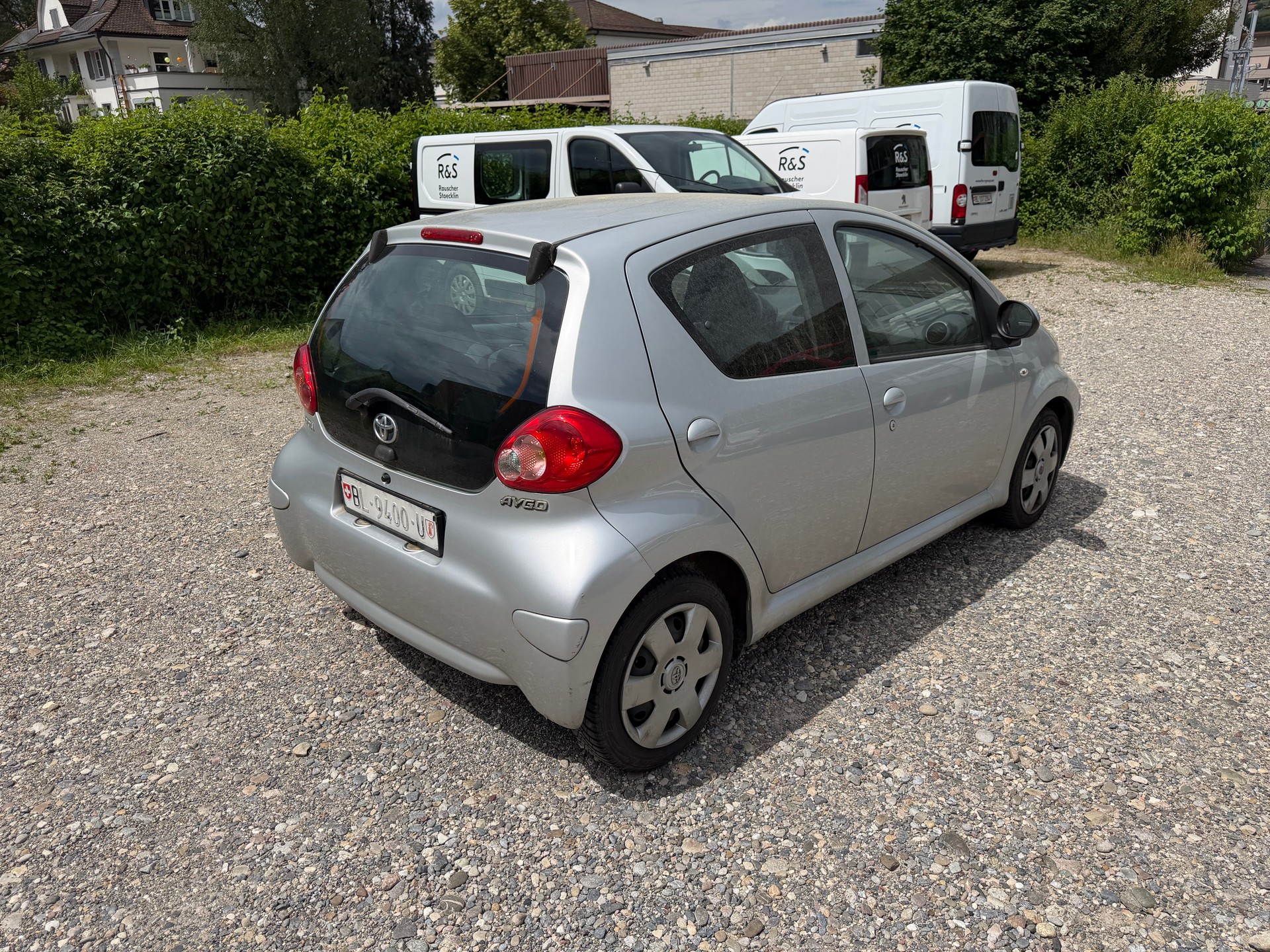 TOYOTA Aygo 1.0 Linea Terra-image-2