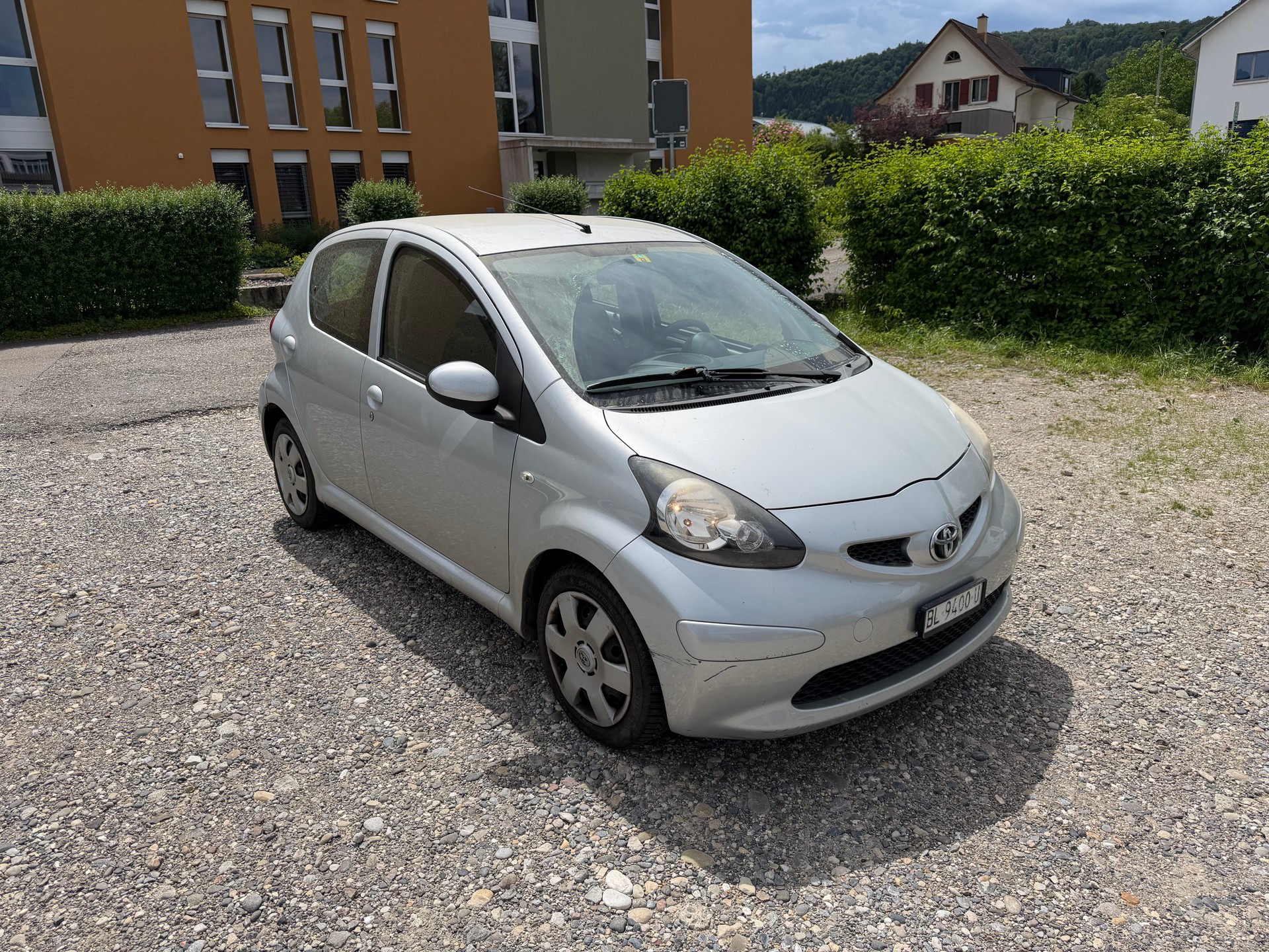 TOYOTA Aygo 1.0 Linea Terra-image-3