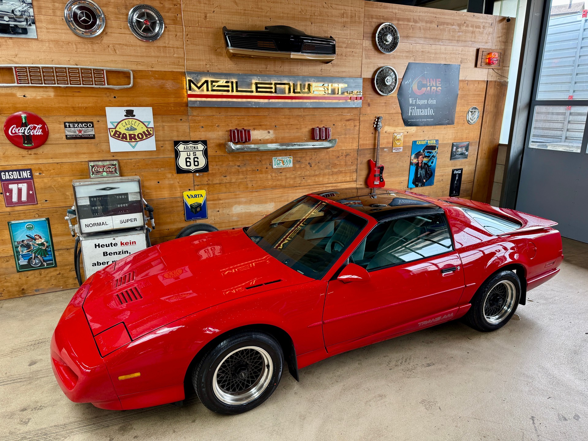 PONTIAC Firebird 5.0 V8 Trans Am-showroom-element-3