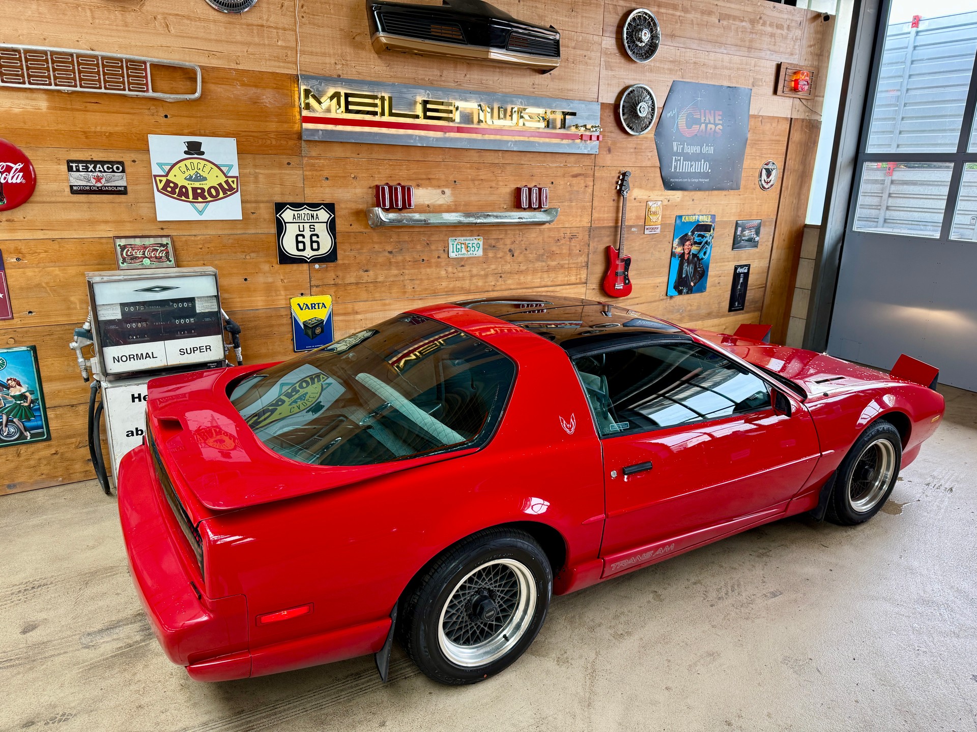 PONTIAC Firebird 5.0 V8 Trans Am-image-13