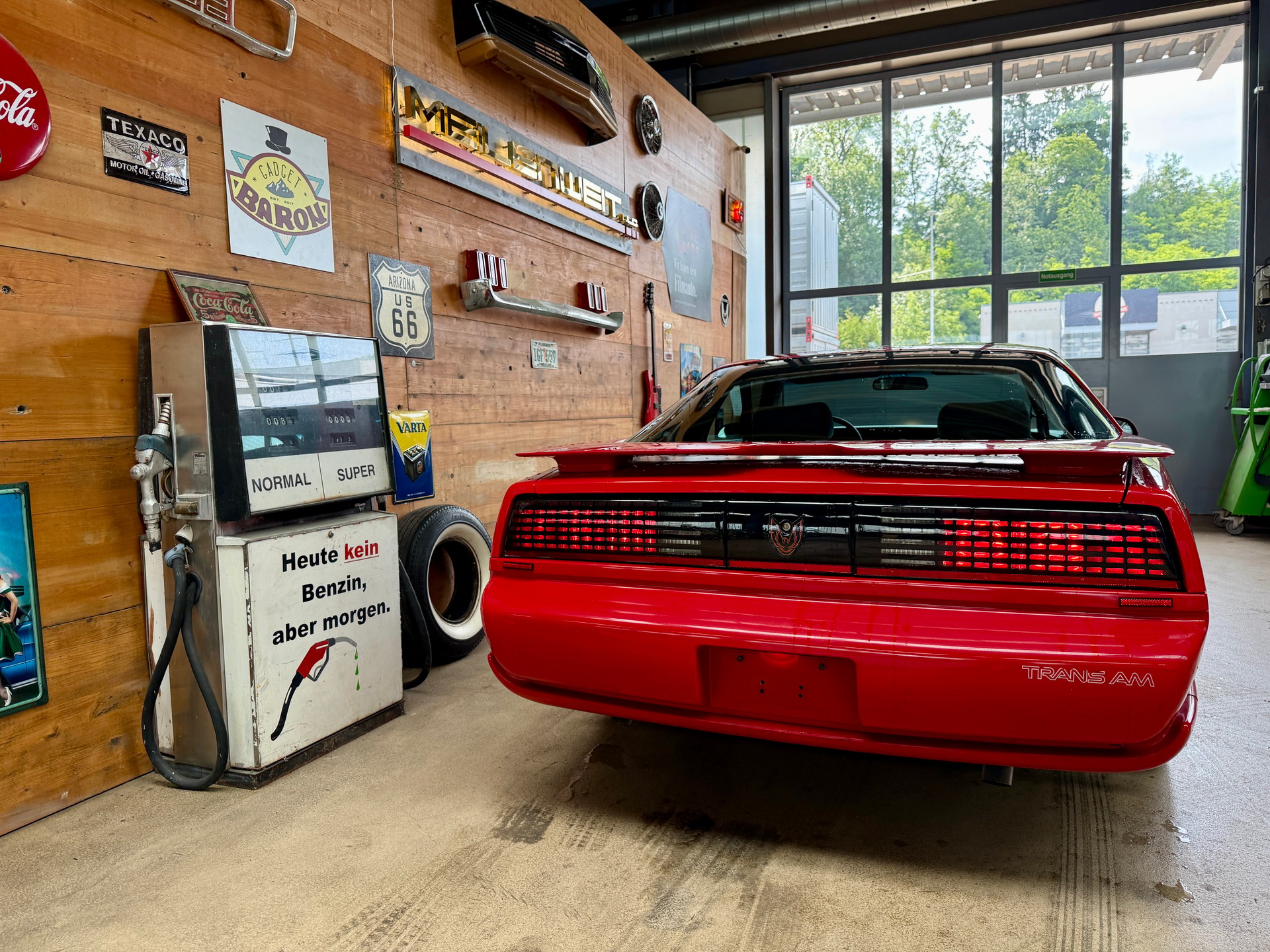 PONTIAC Firebird 5.0 V8 Trans Am-image-12