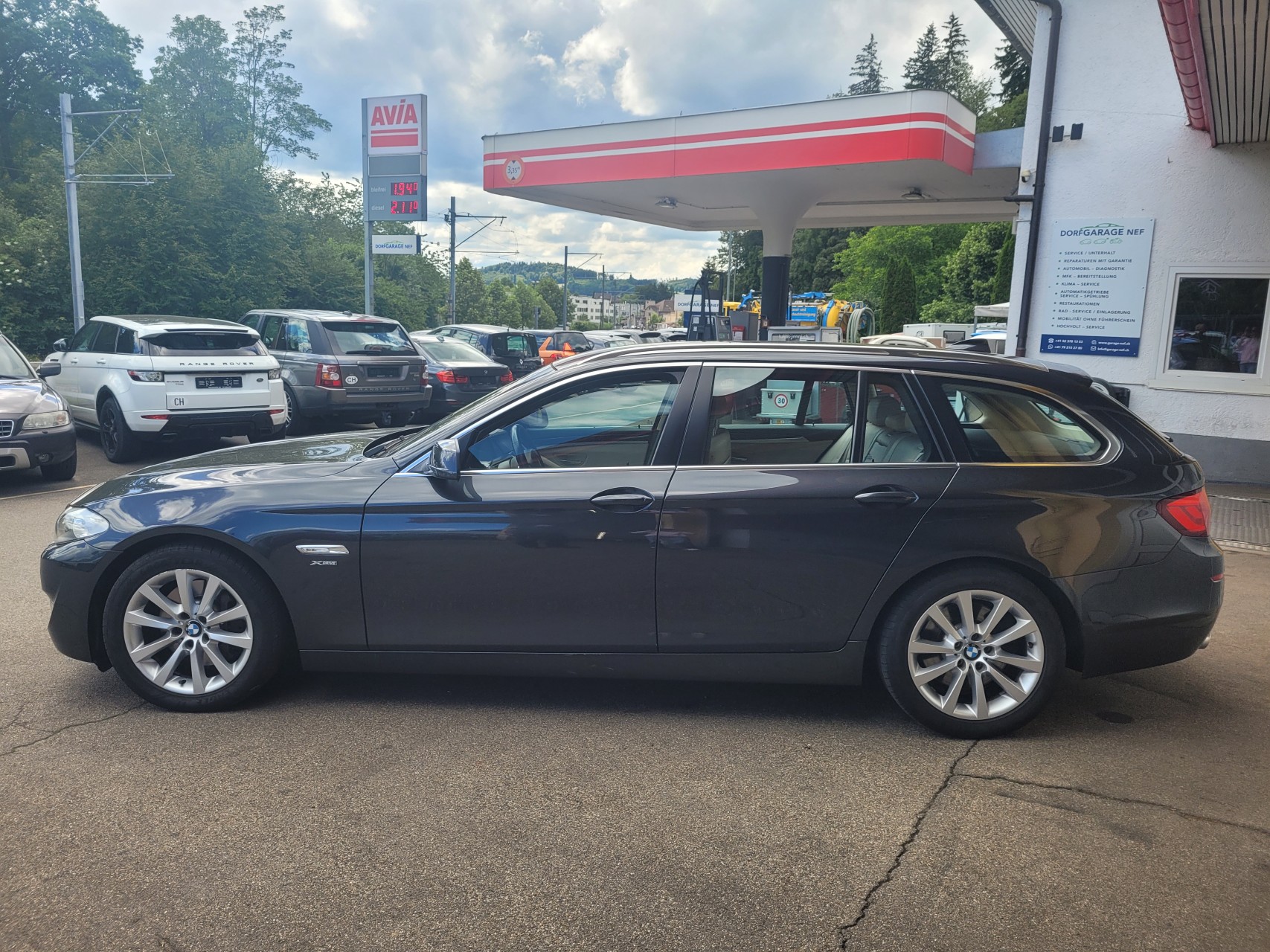 BMW 530d xDrive Touring Steptronic-image-2