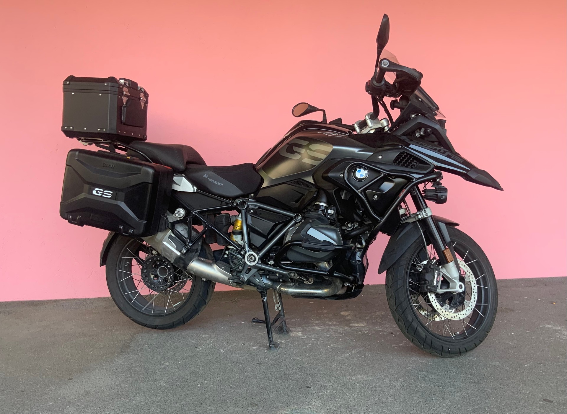 BMW R 1250 GS Triple Black-image-3
