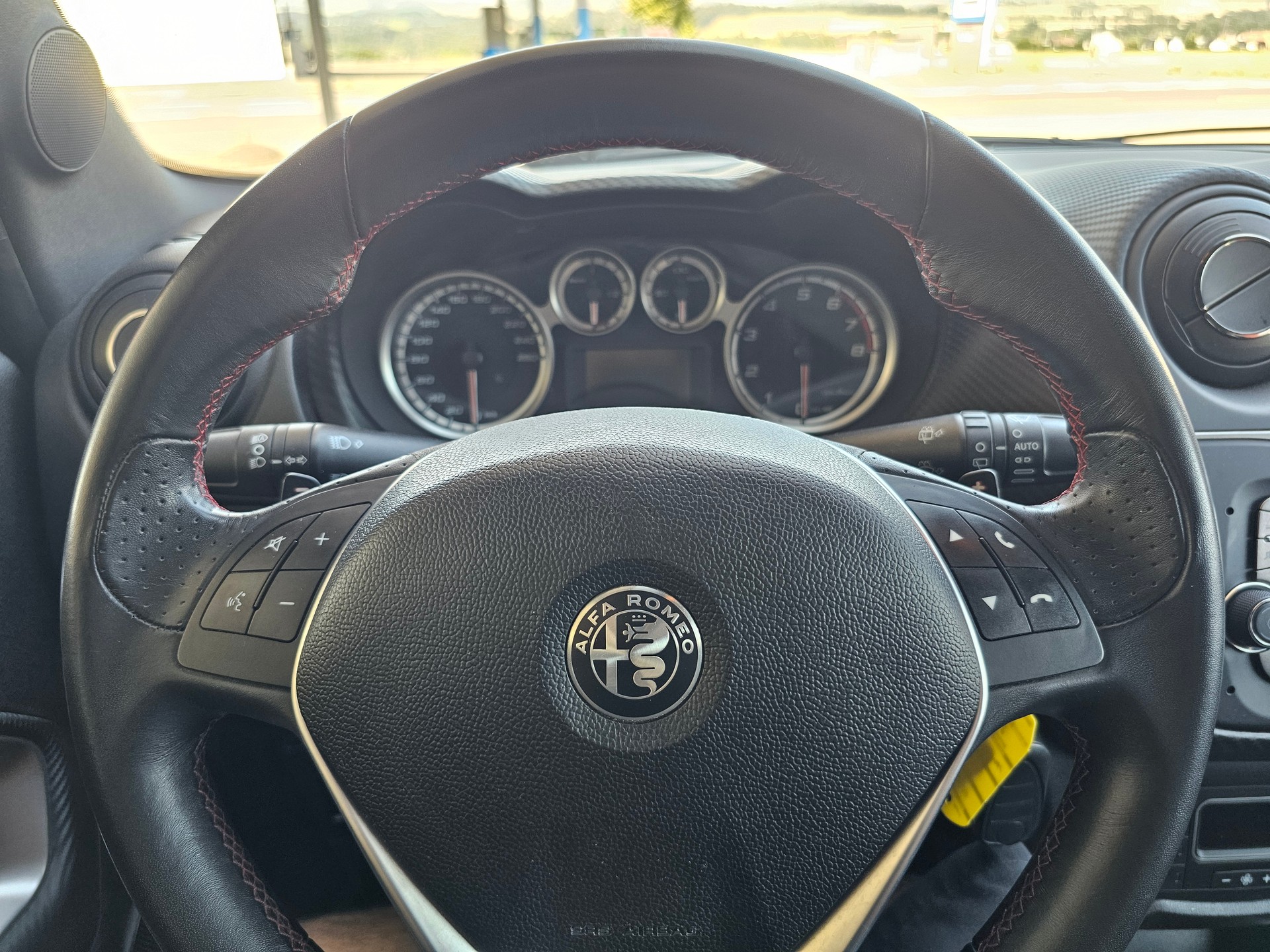 ALFA ROMEO MiTo 1.4 TB Veloce TCT-image-11