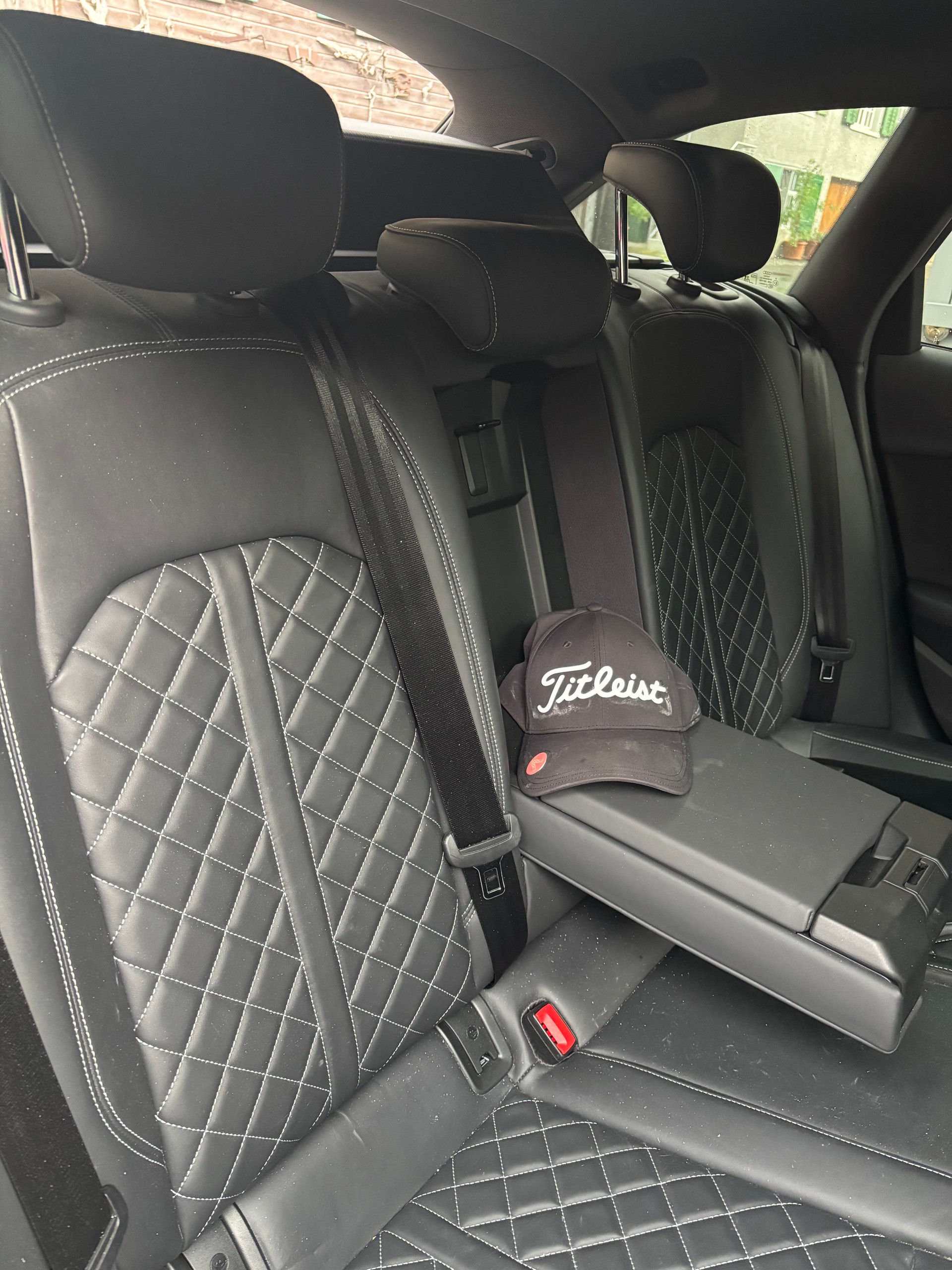 AUDI 3.0 V6 TFSI quattro S-Tronic-image-7