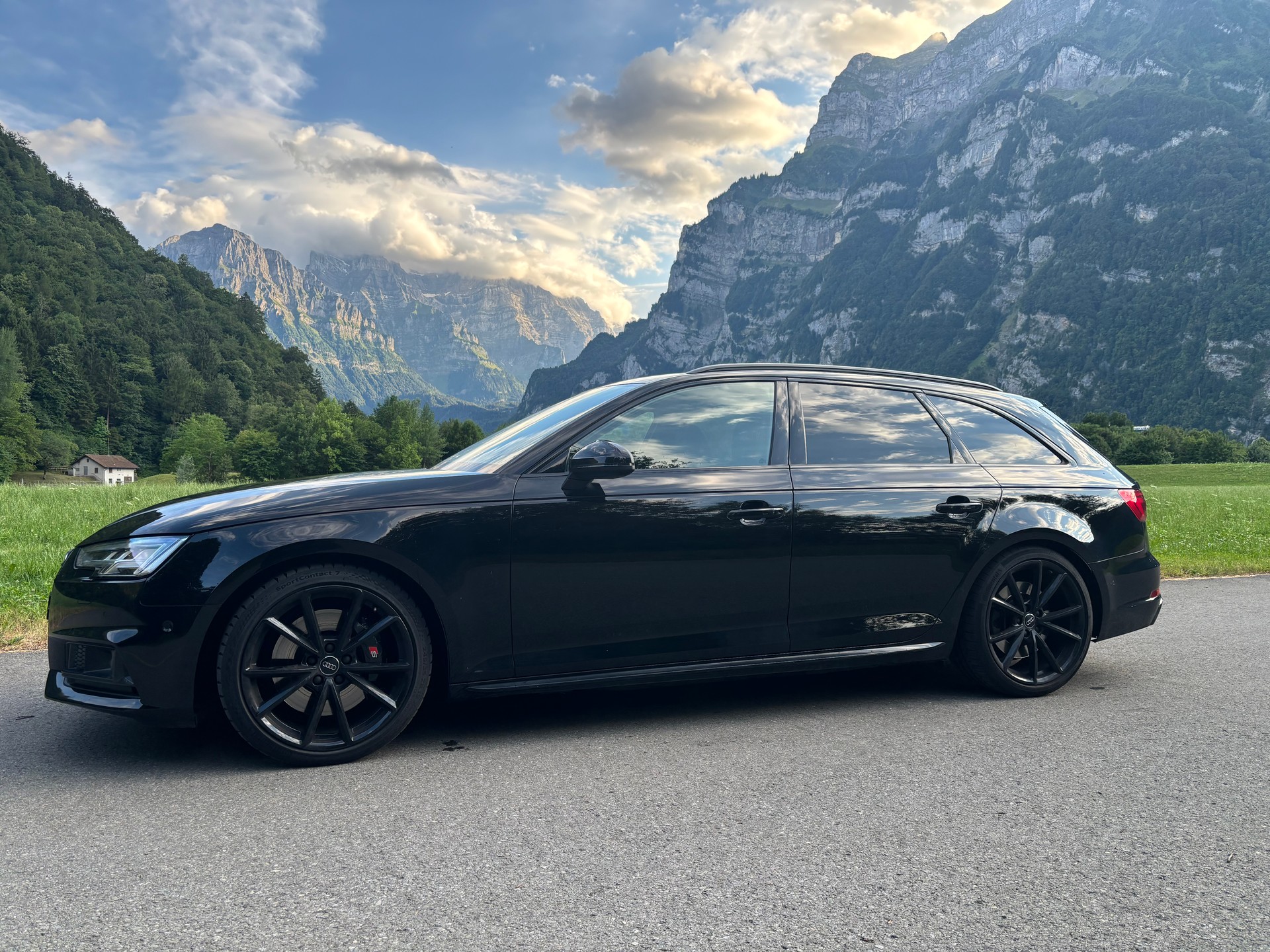 AUDI 3.0 V6 TFSI quattro S-Tronic