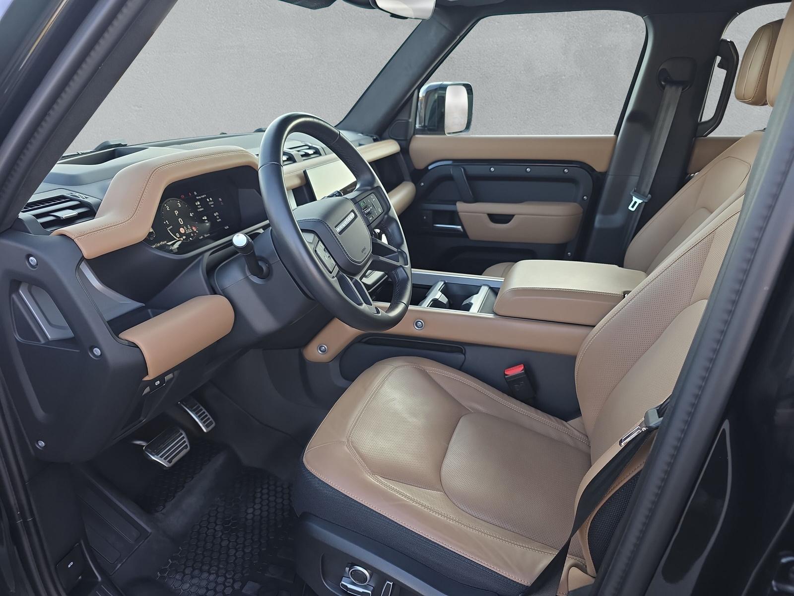 LAND ROVER Defender 130 3.0 D I6 300 X-Dynamic HSE (CH) AHK 3.0T 📍-image-10