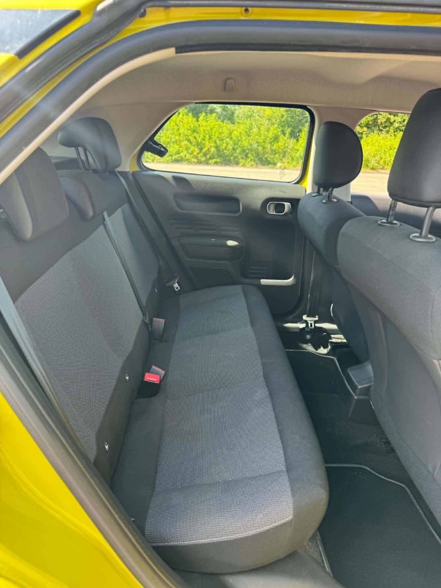 CITROEN C4 Cactus 1.6 e-HDi Live ETG6-image-11