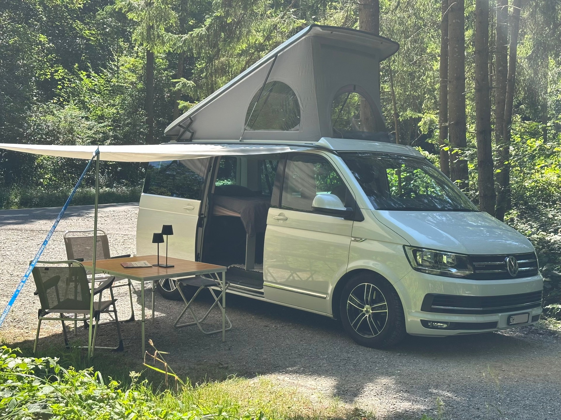 VW T6 Caravelle Highline TSI 2.0 4Motion mit 4 Schlafplätzen-image-2