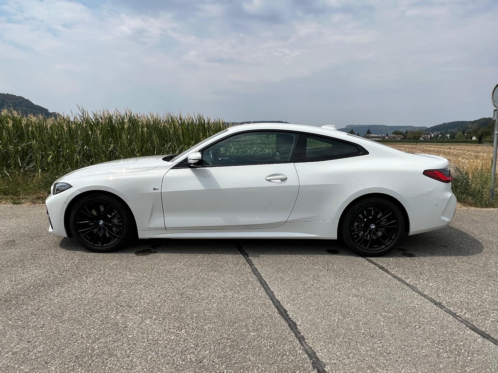 BMW 430i xDrive Coupé M Sport Steptronic-image-1