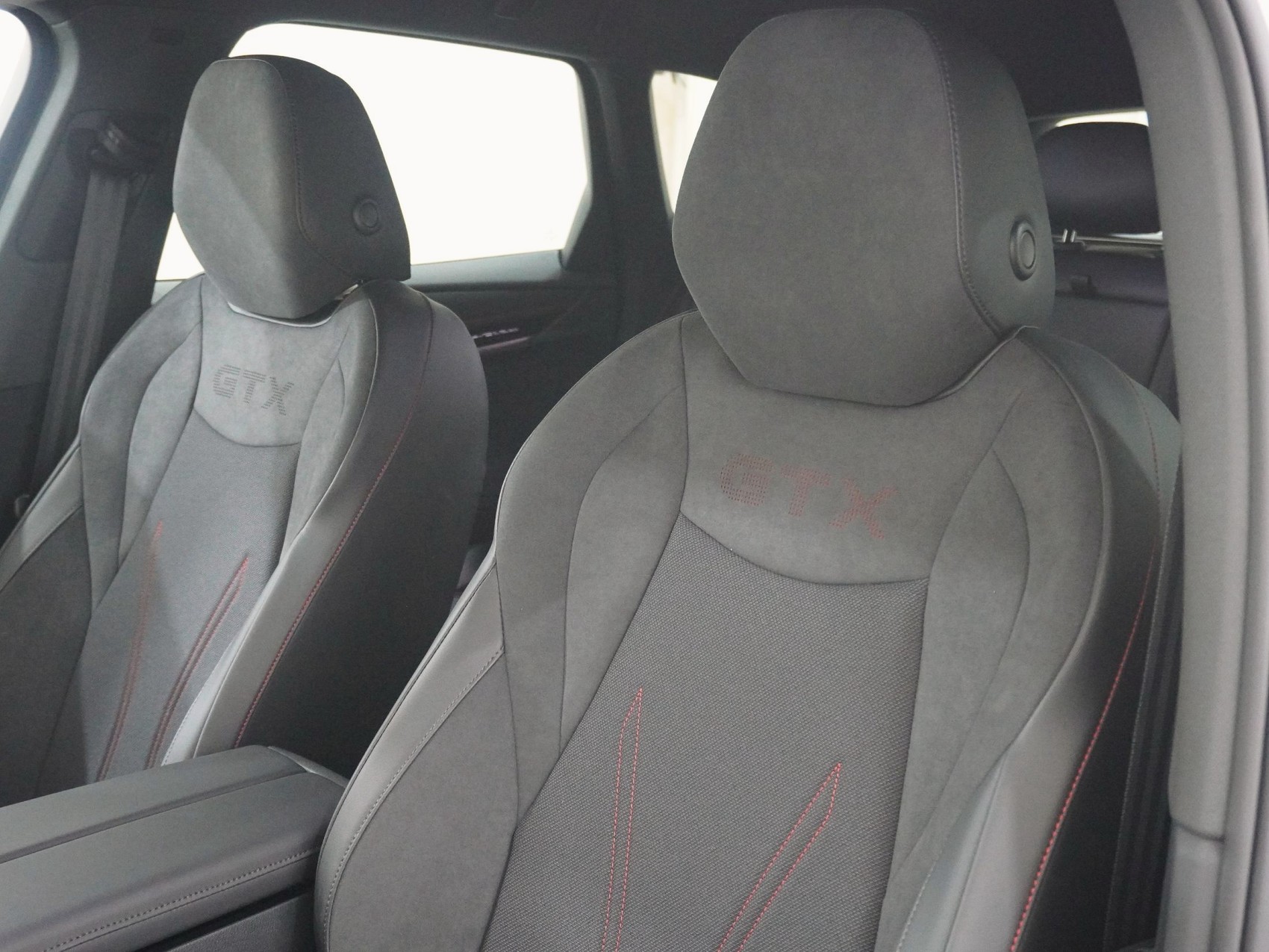 VW ID.7 Tourer 86 kWh GTX 4MOTION-image-11