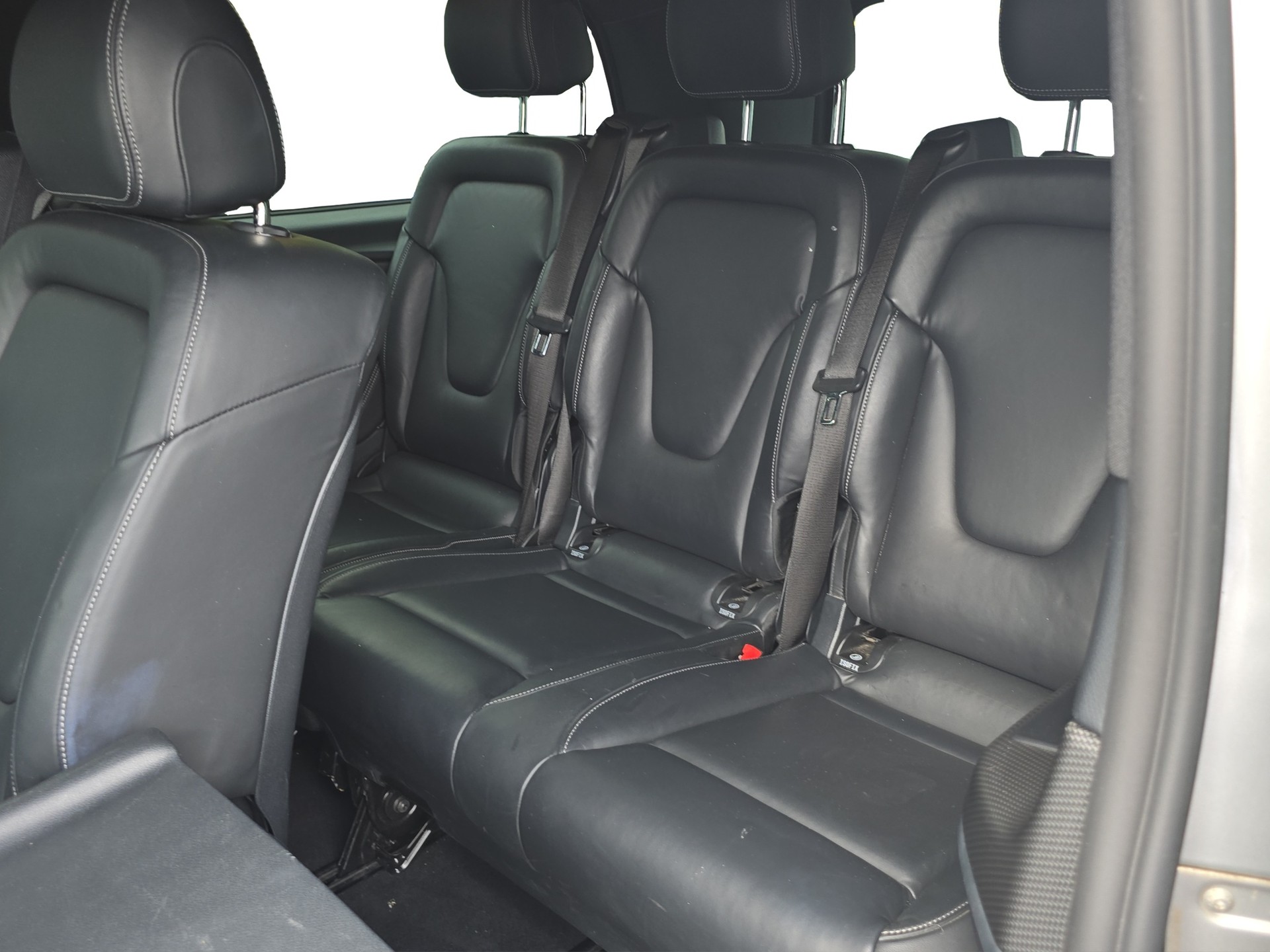 MERCEDES-BENZ V 250 d Swiss Edition extralang 4M 7G-Tronic-image-10