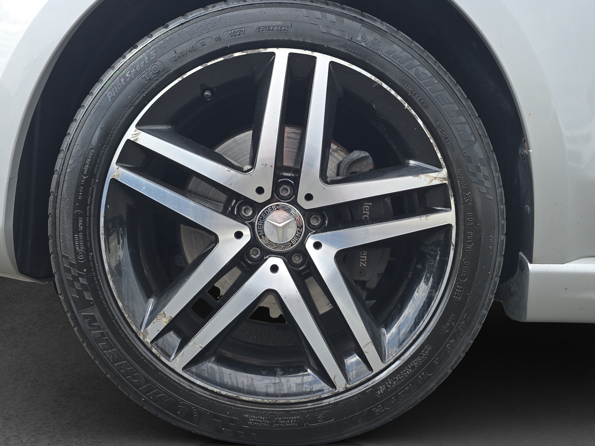 MERCEDES-BENZ V 250 d Swiss Edition extralang 4M 7G-Tronic-image-12