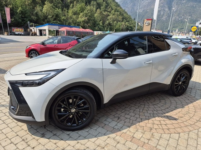 TOYOTA C-HR 2.0 PHEV CVT GR Sport Premire