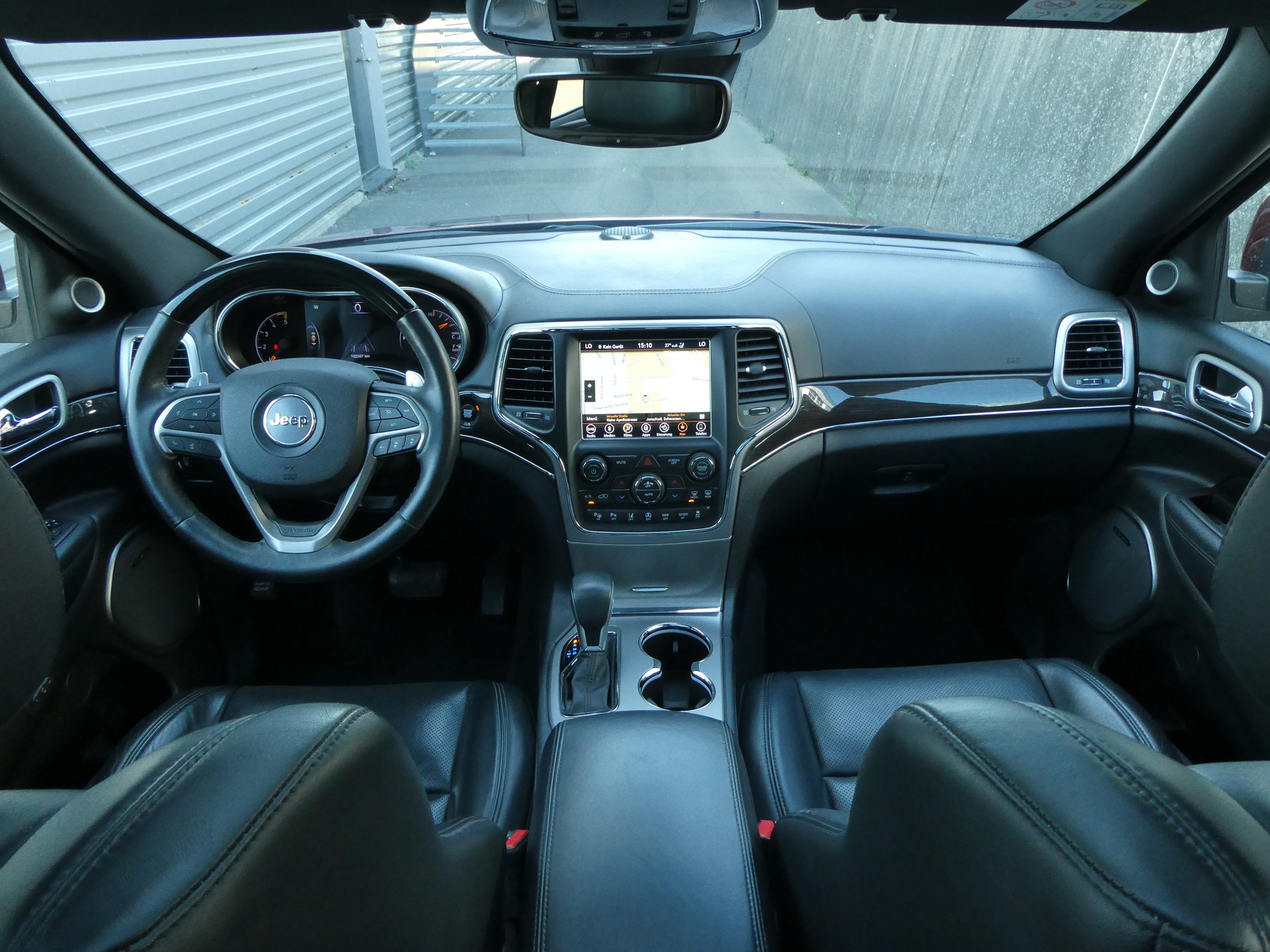 JEEP Grand Cherokee 3.0 CRD Overland Automatic-image-12