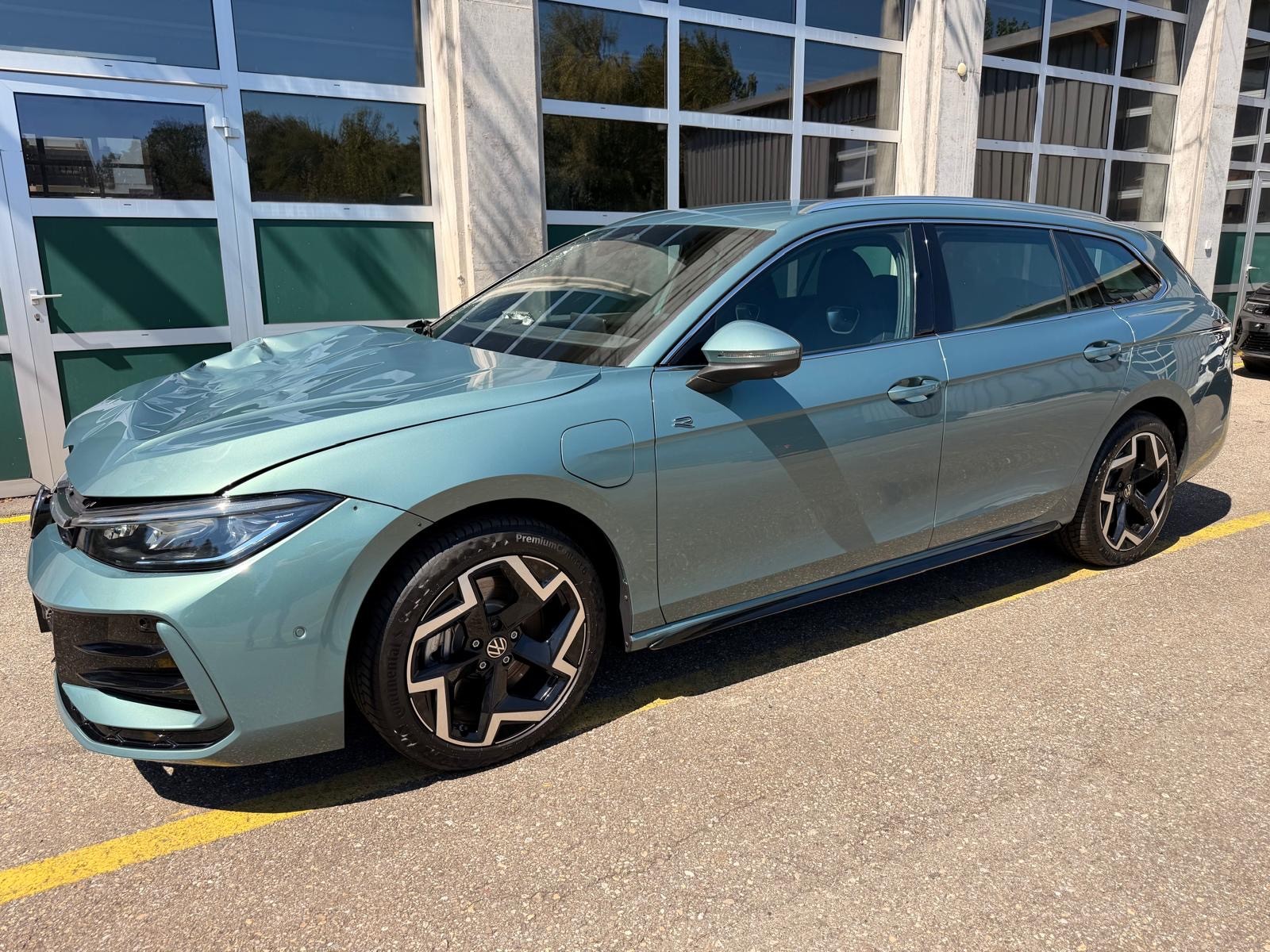 VW Passat Variant 1.5 TSI evo2 Plug-In- Hybrid R-Line DSG