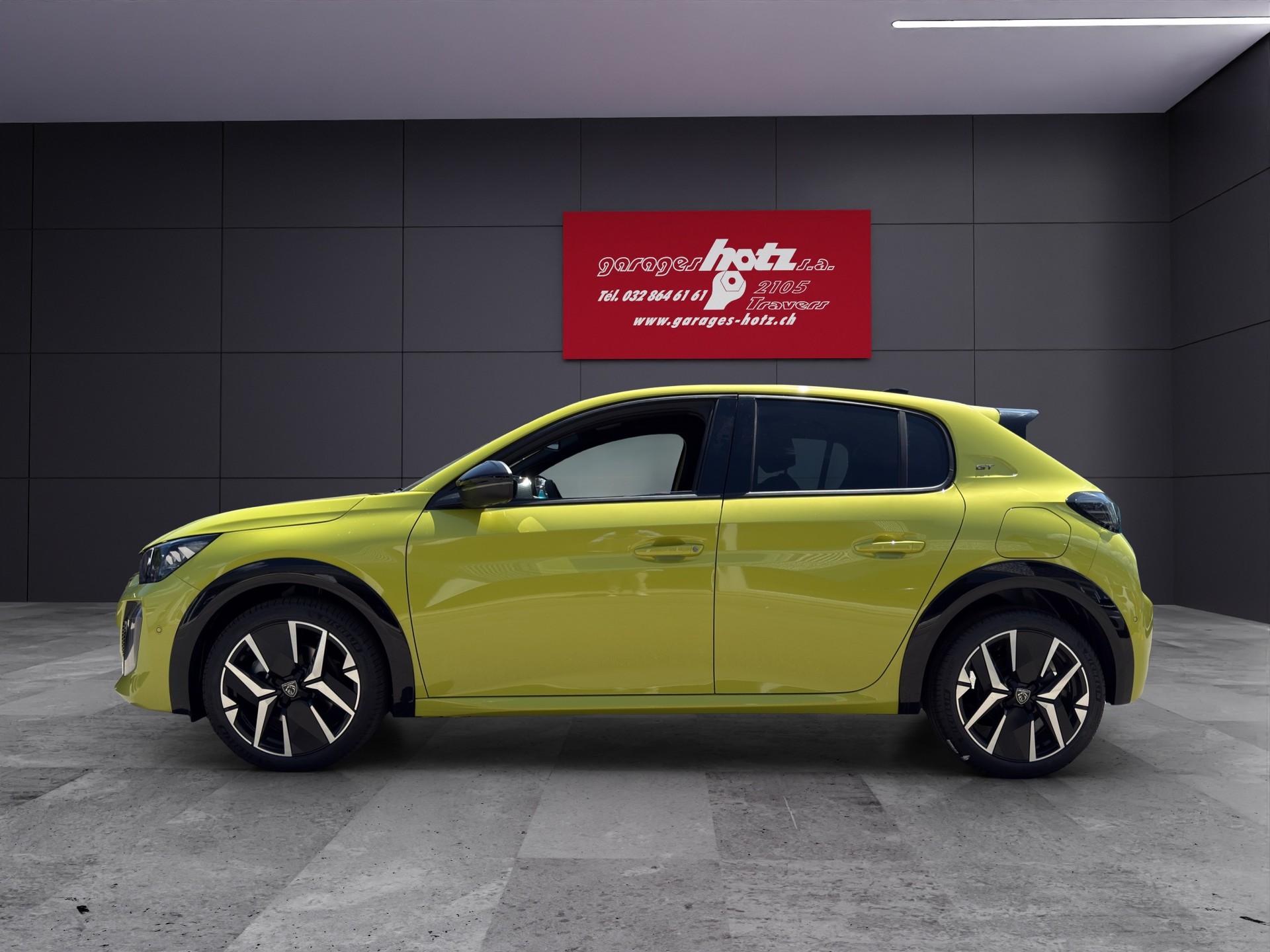 PEUGEOT 208 1.2 MHEV GT Exclusive-showroom-element-2