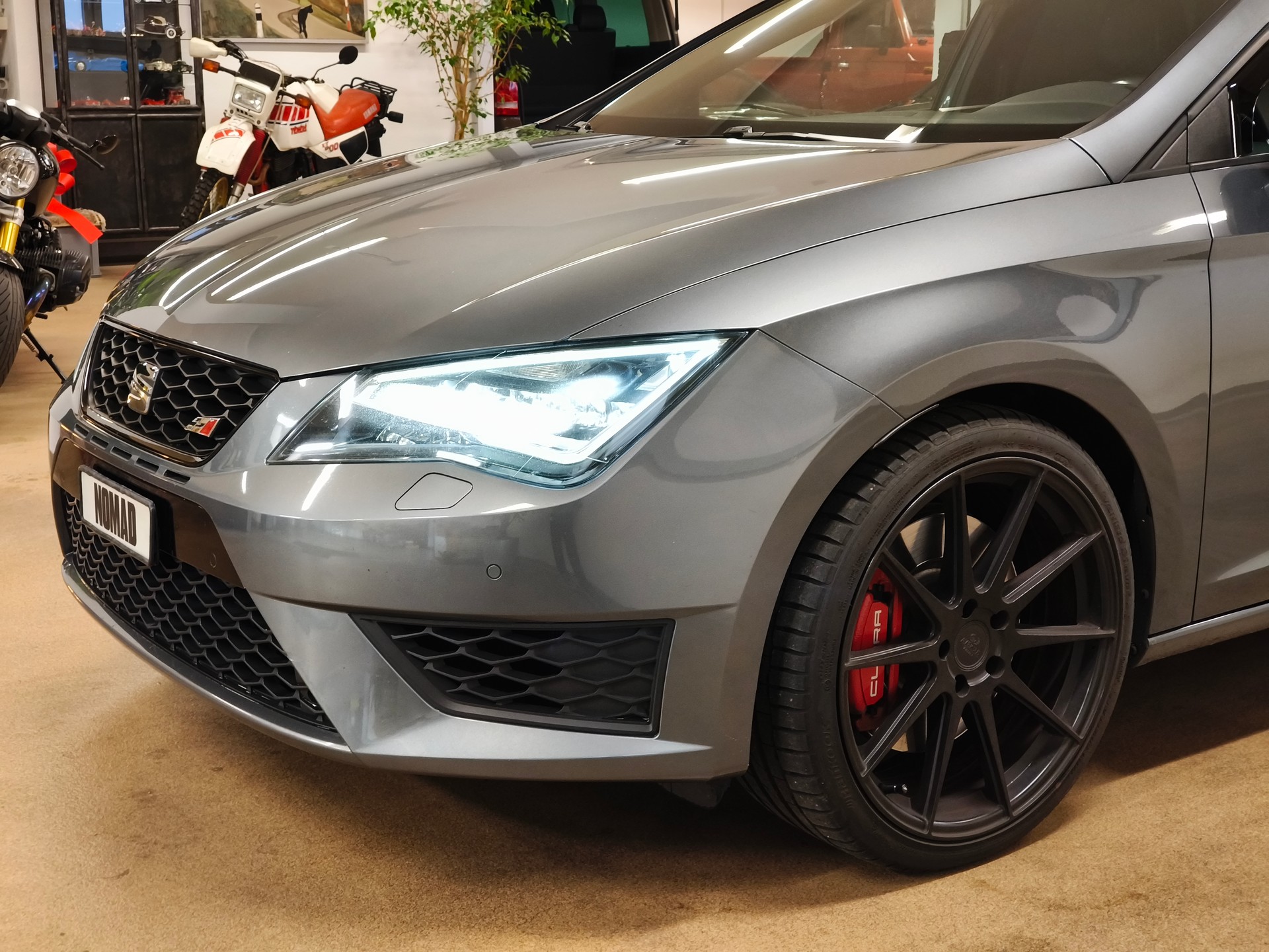 SEAT Leon 2.0 TSI Cupra 280 DSG-showroom-element-1