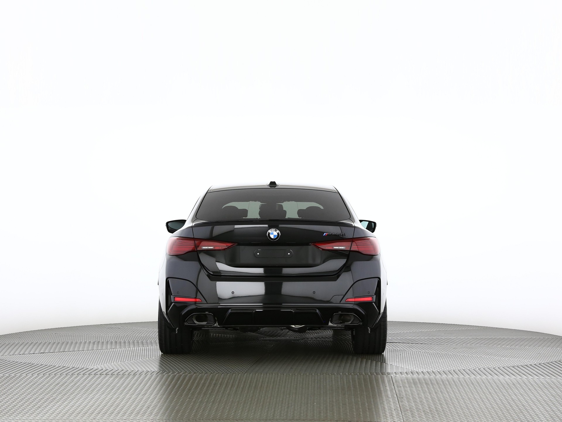 BMW M440i xDrive Gran Coupé-showroom-element-3