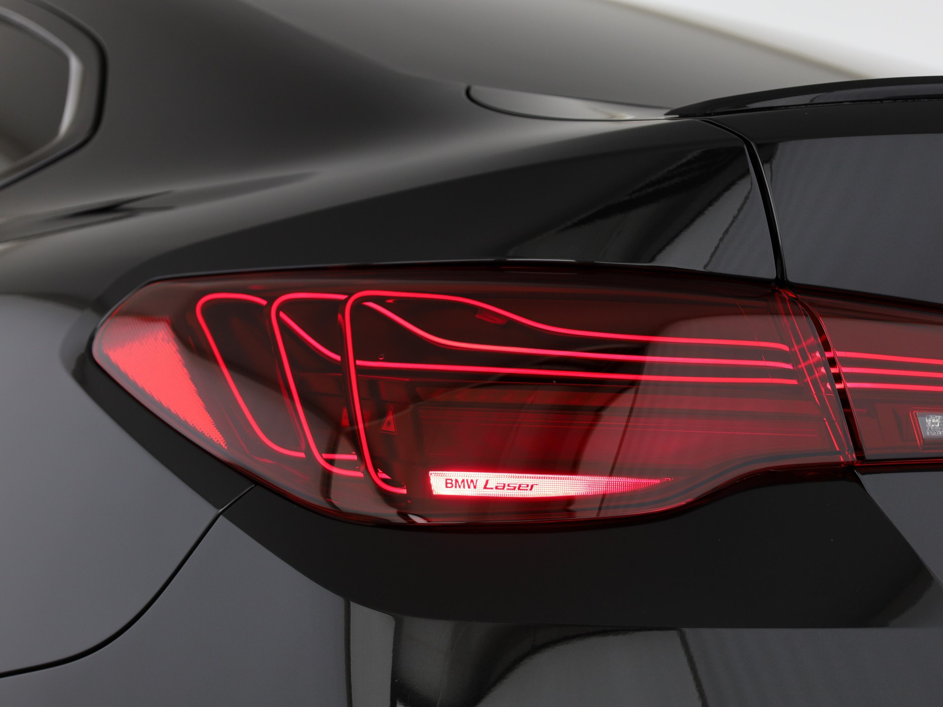BMW M440i xDrive Gran Coupé-image-6