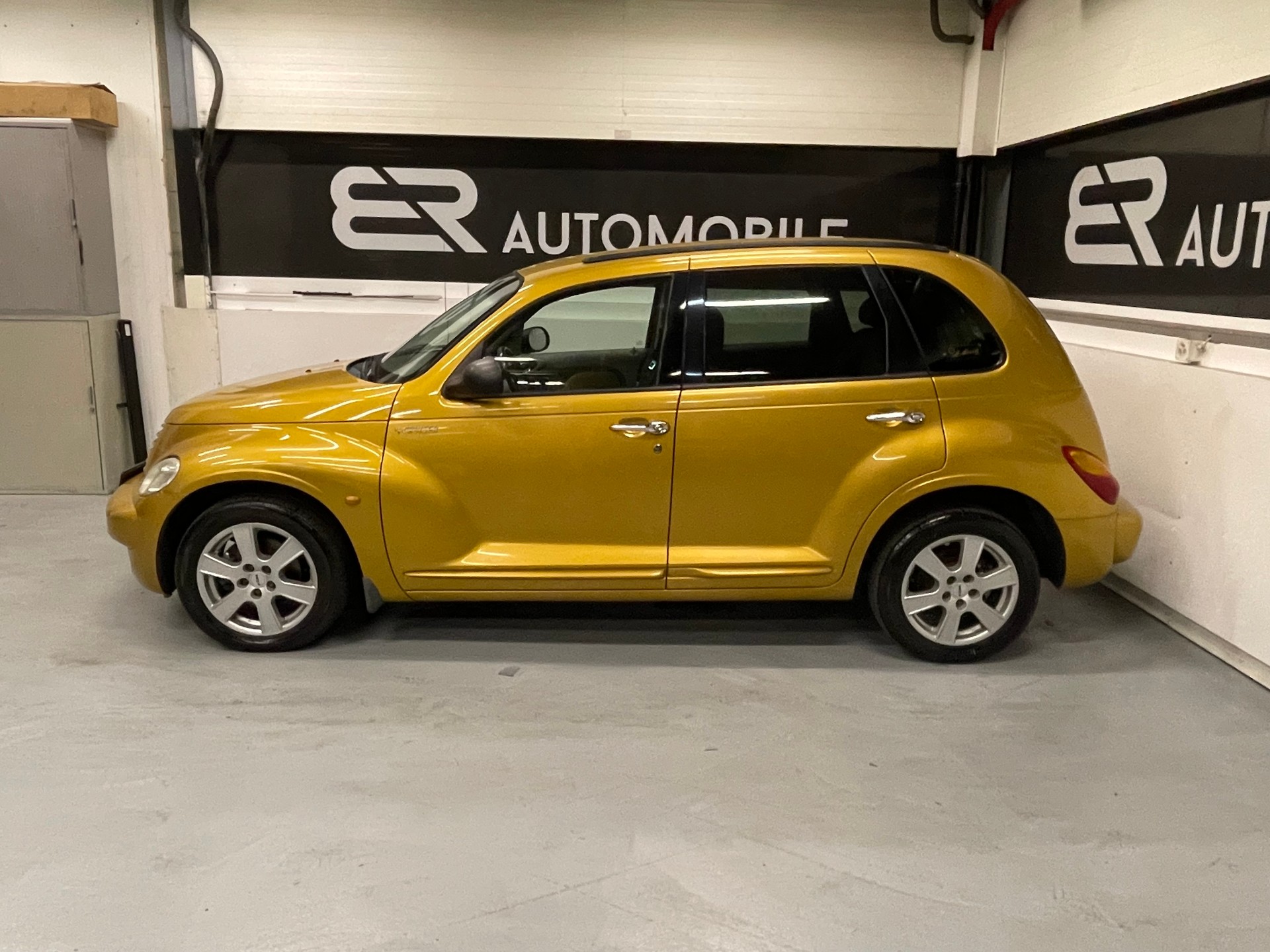 CHRYSLER PT Street Cruiser 2.0-image-4