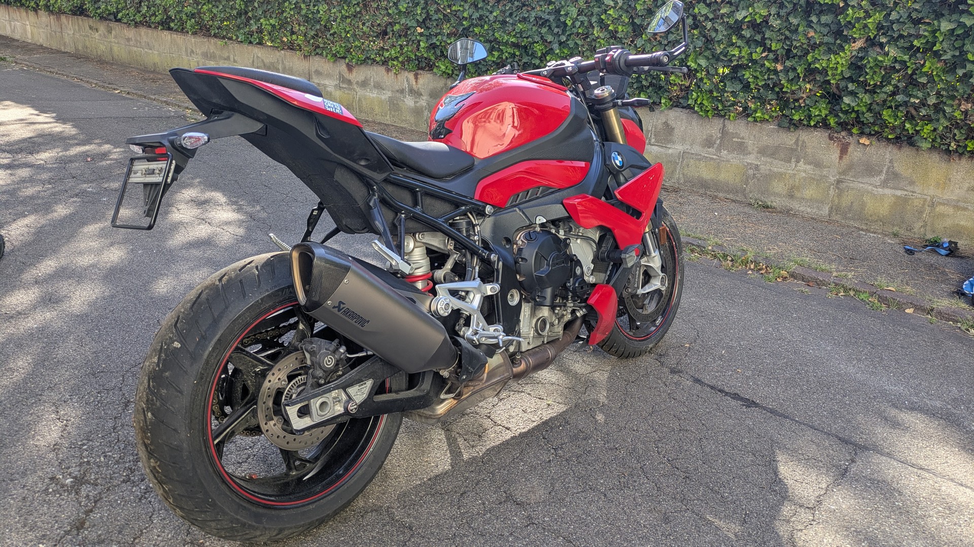 BMW S 1000 R-image-1