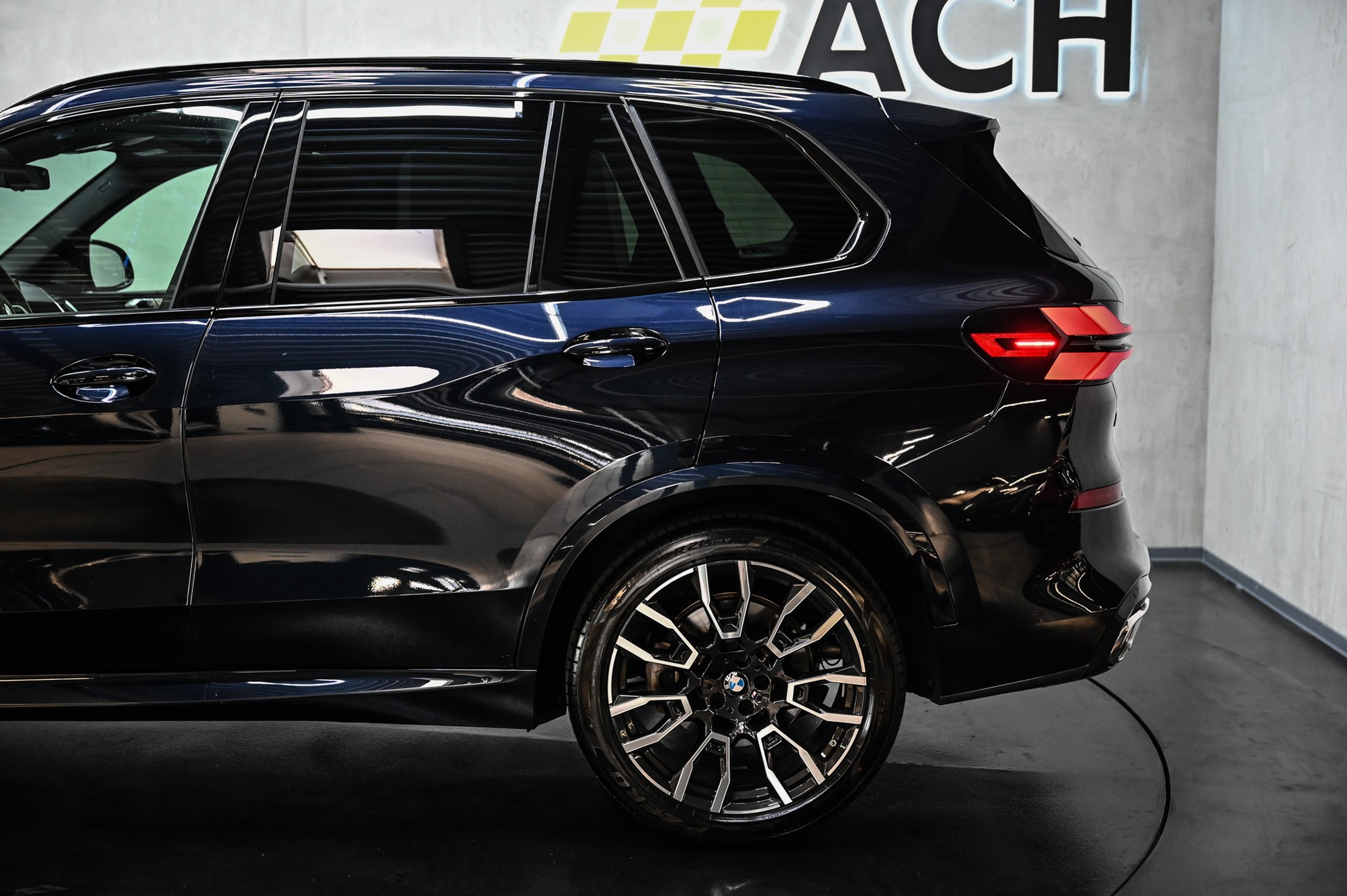 BMW X5 40d xDrive SAG M Sport-image-12