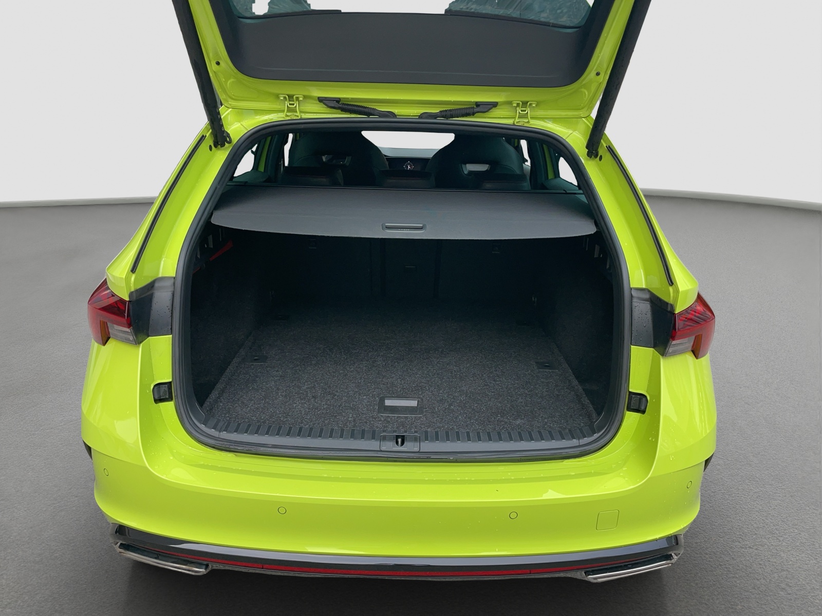 SKODA Octavia Combi 2.0 TDI DSG RS 4x4-image-9