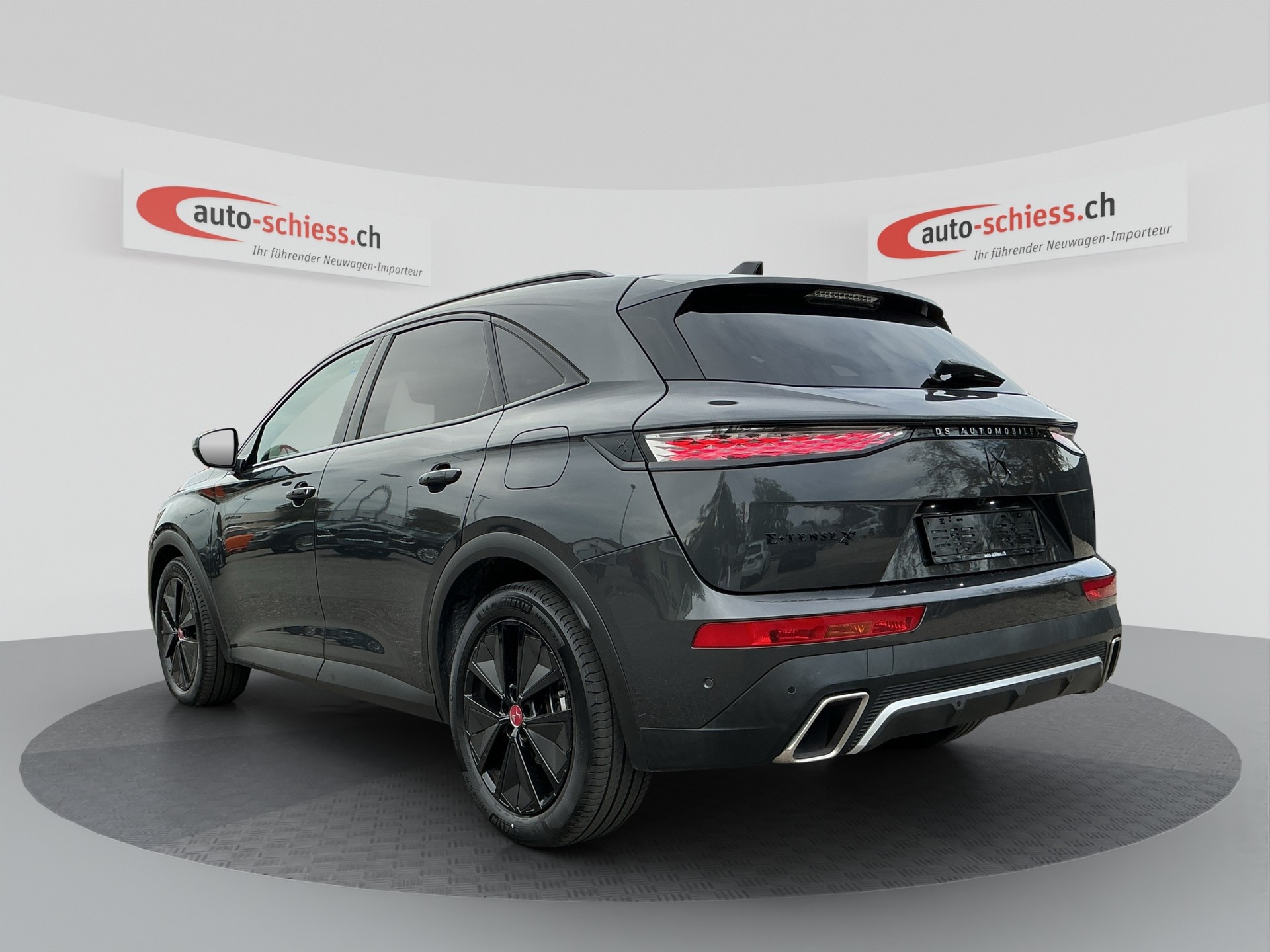 DS AUTOMOBILES DS7 DS 7 Crossback E-Tense 300 4x4 Performance Line +-showroom-element-2