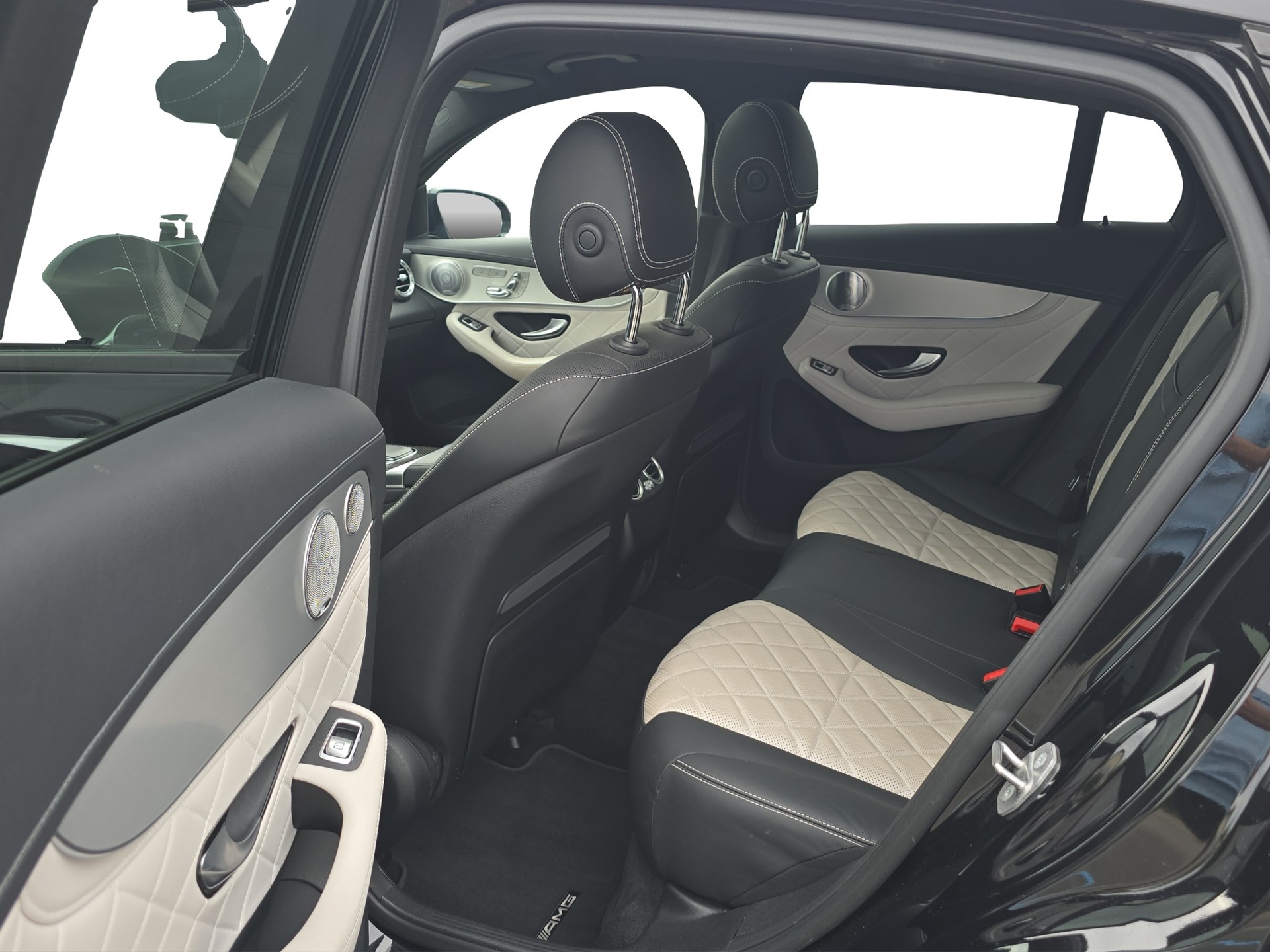 MERCEDES-BENZ GLC Coupé 300 de AMG Line 4Matic 9G-Tronic-image-9