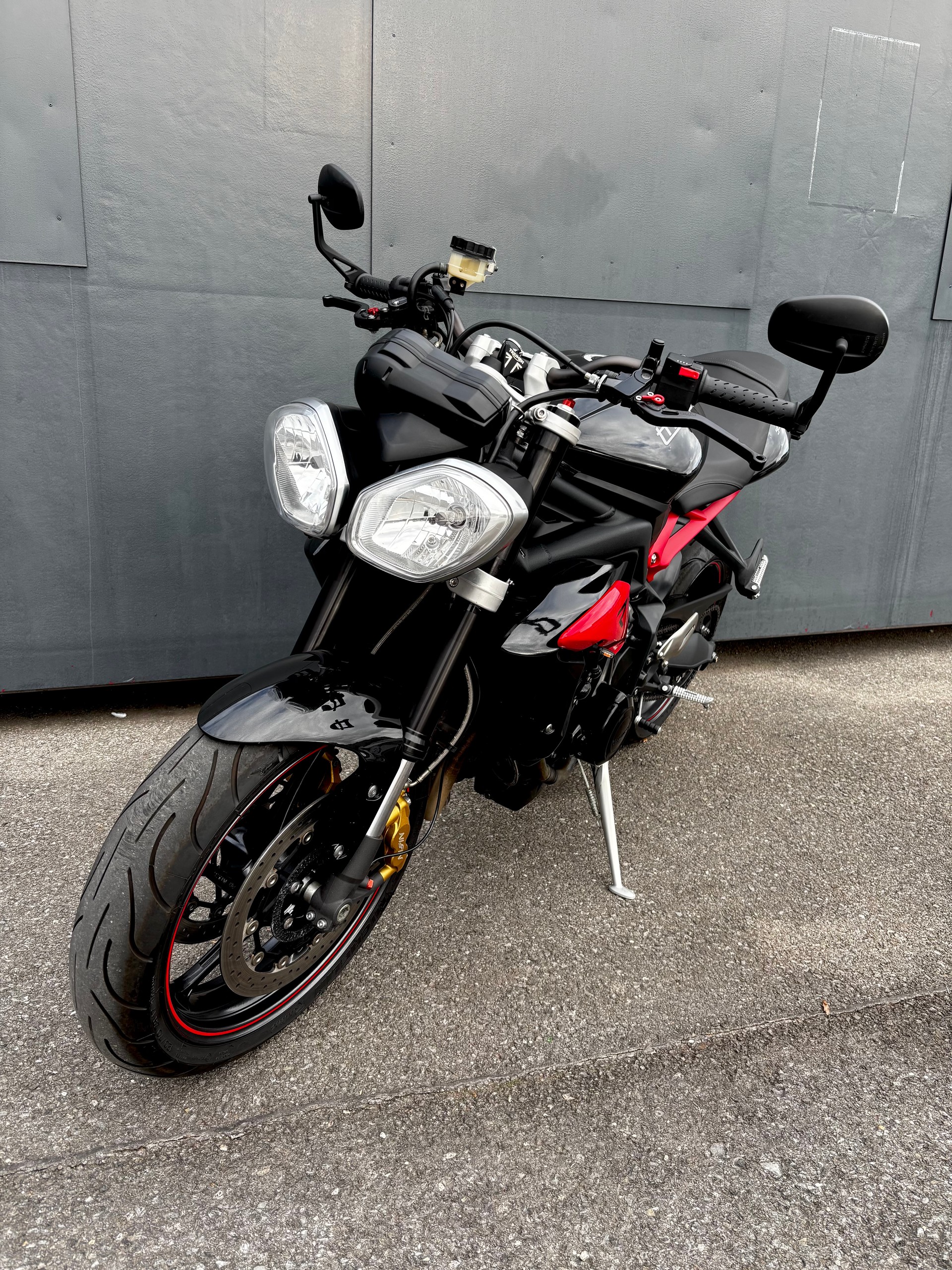 TRIUMPH Street Triple 675 R ABS-image-1