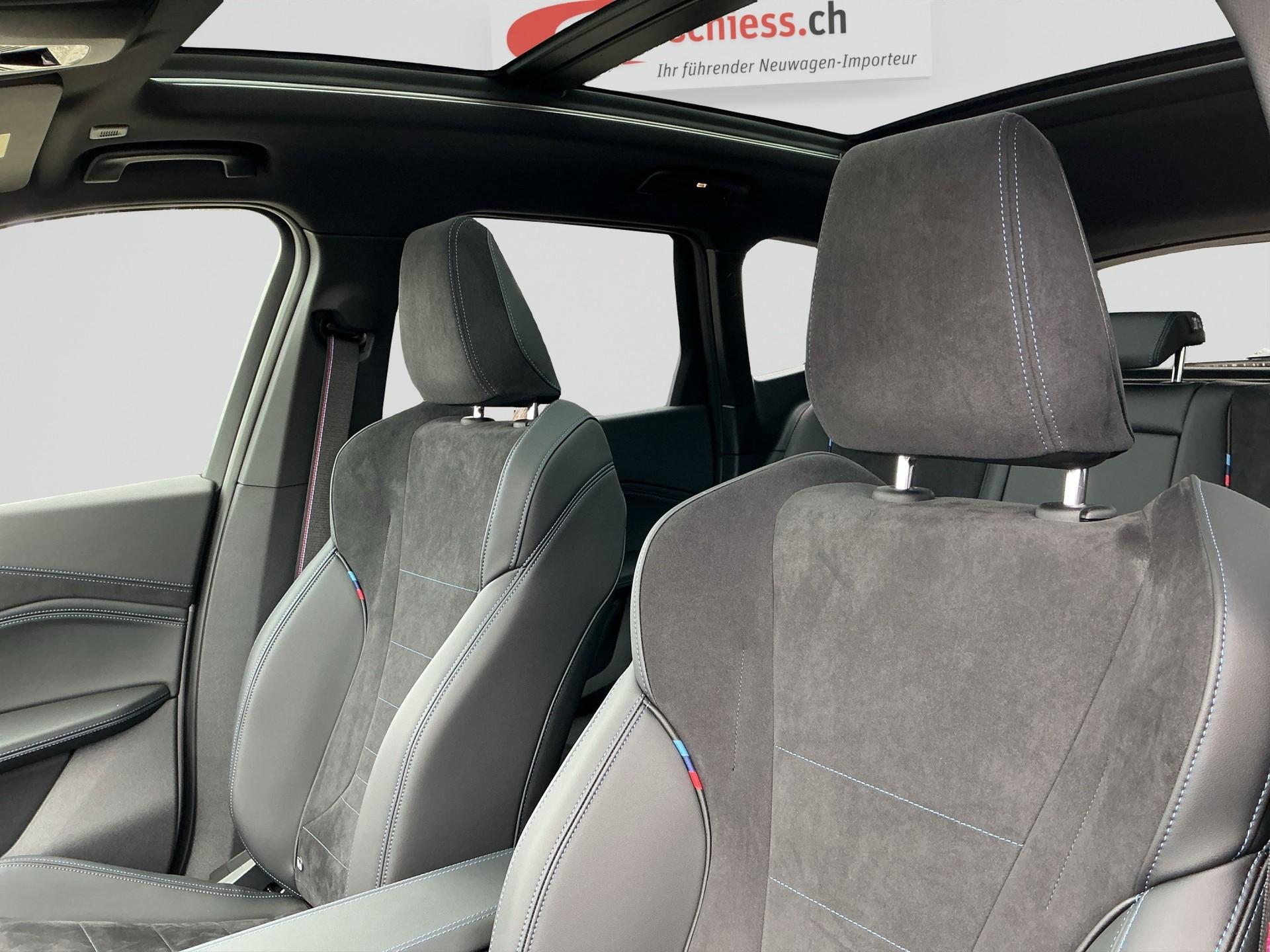 BMW X1 sDrive 18i M-Sport-image-6