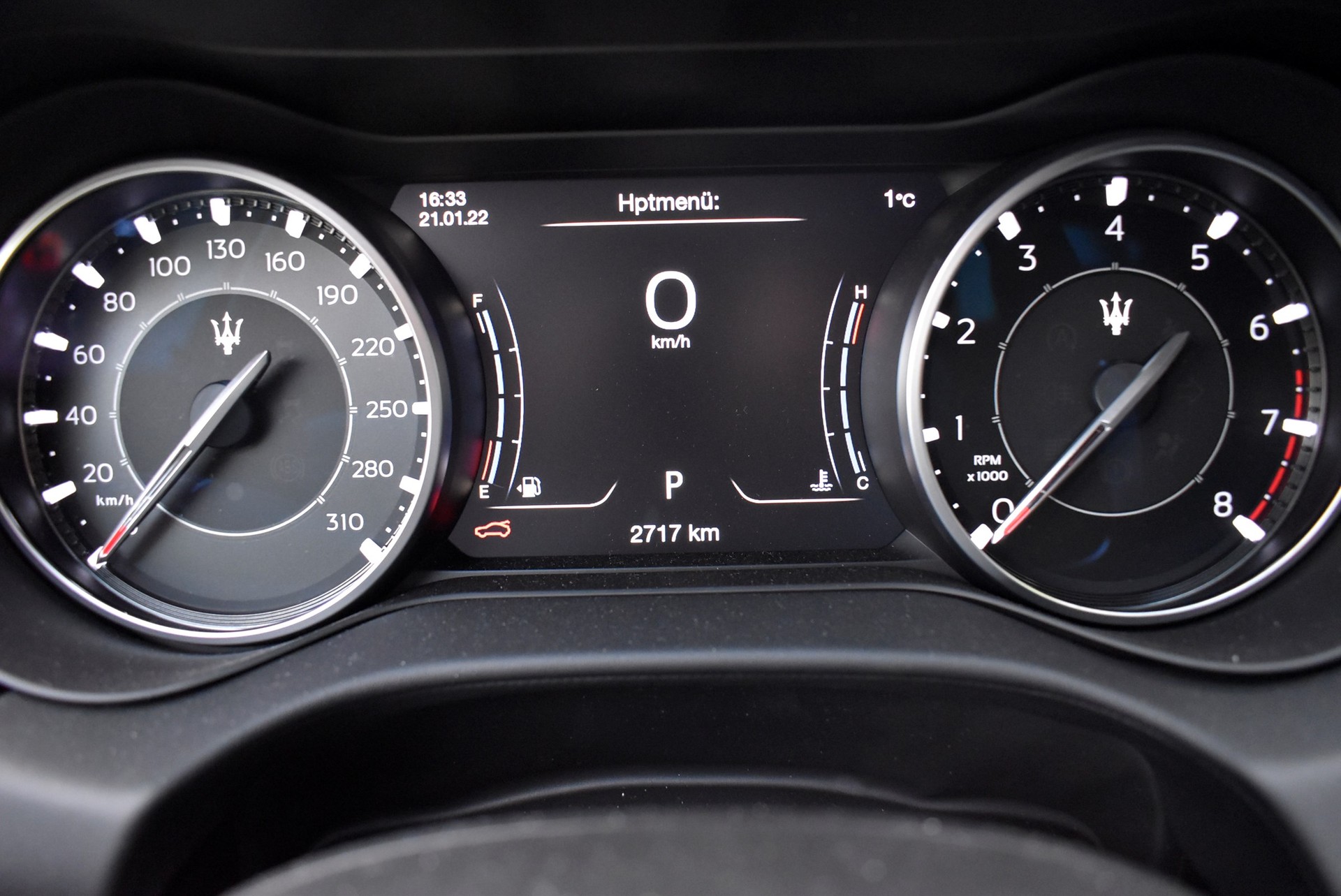MASERATI Ghibli 2.0 Hybrid GranSport Automatica-image-16