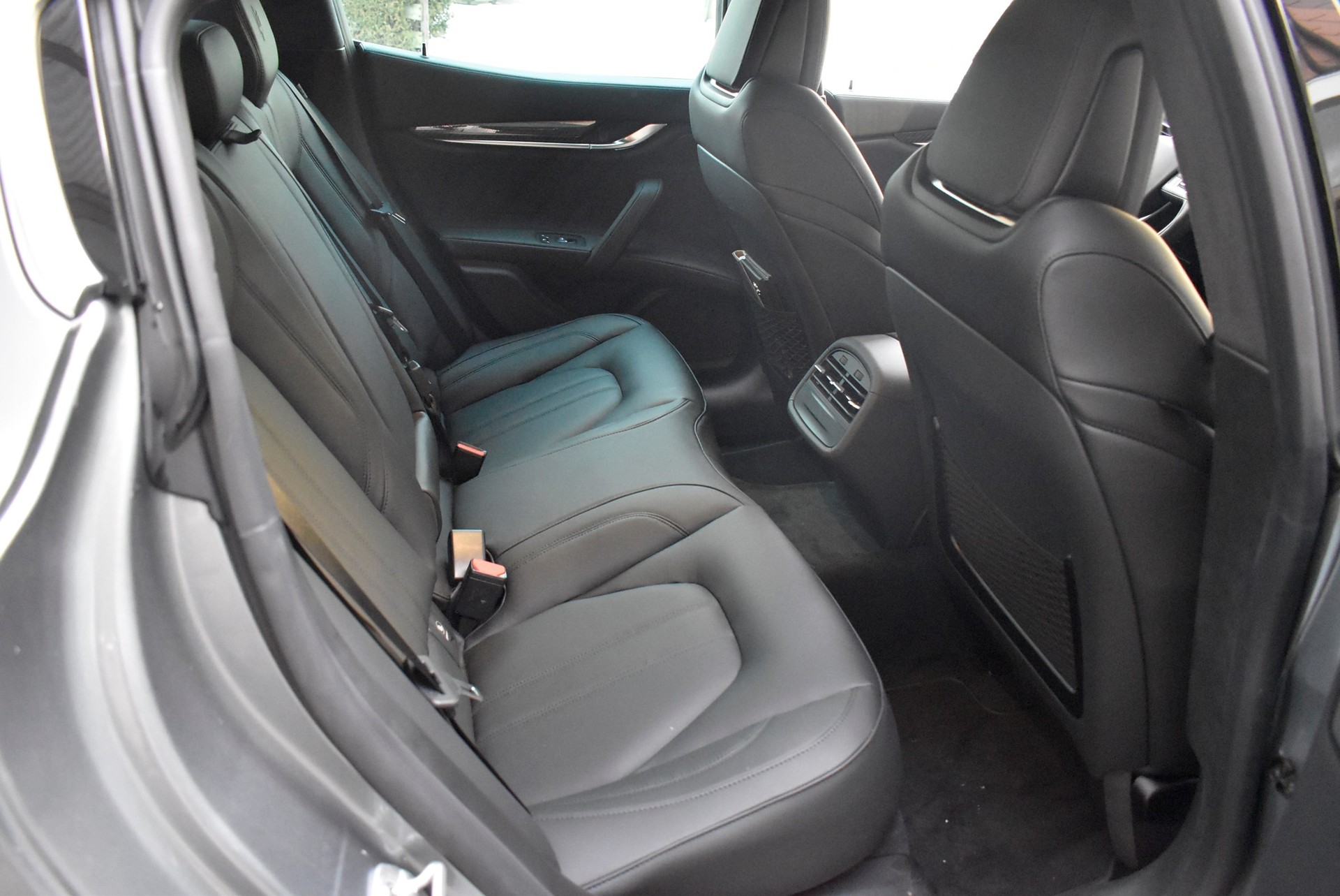 MASERATI Ghibli 2.0 Hybrid GranSport Automatica-image-9