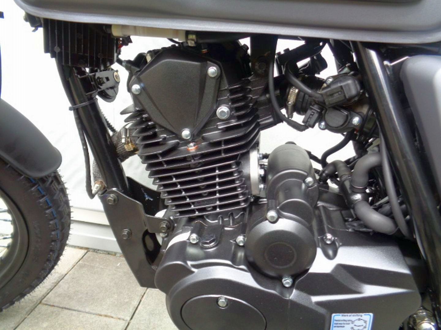 BRIXTON Cromwell 125 ABS-image-5
