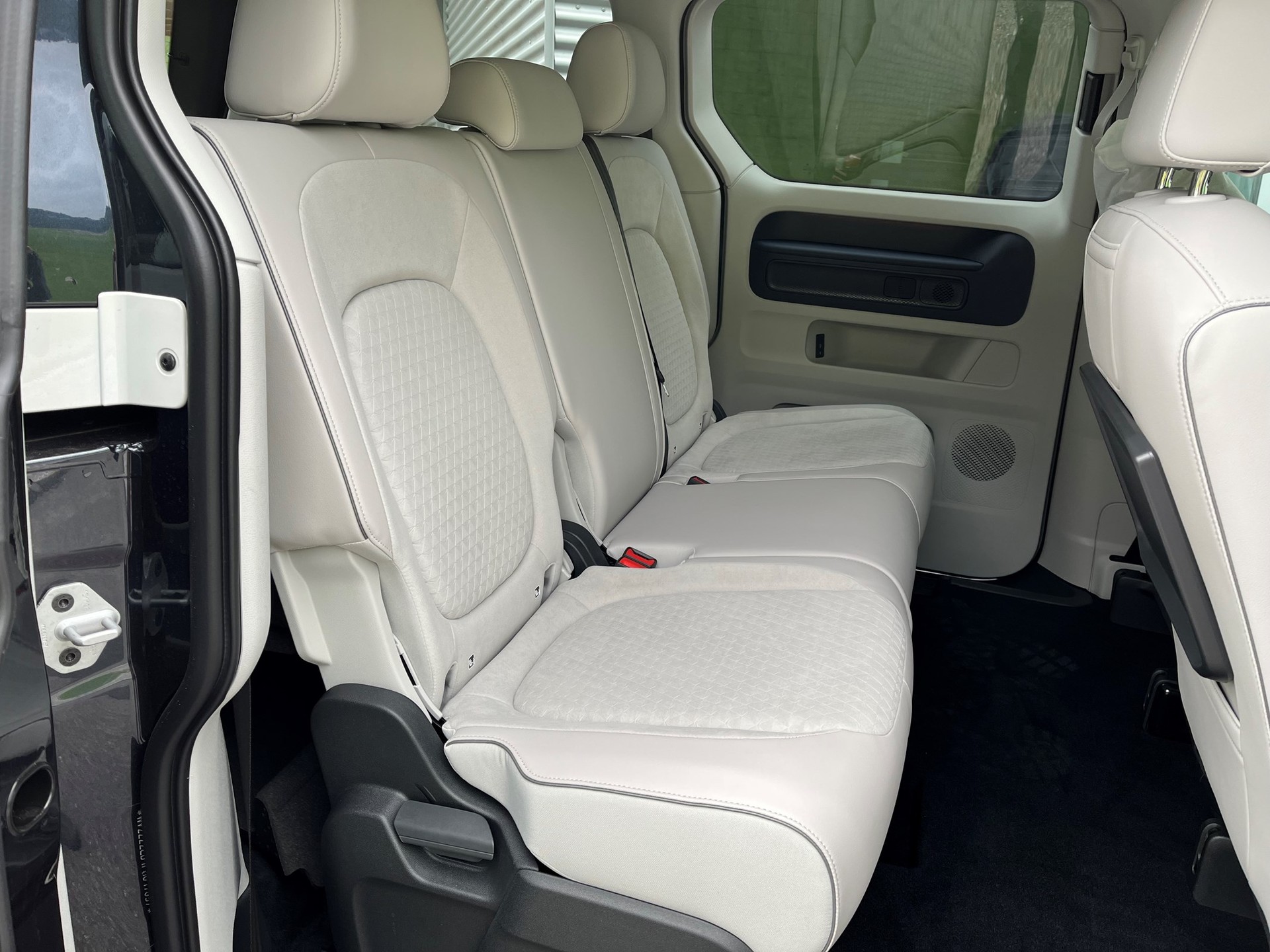 VW ID.Buzz Pro-image-7