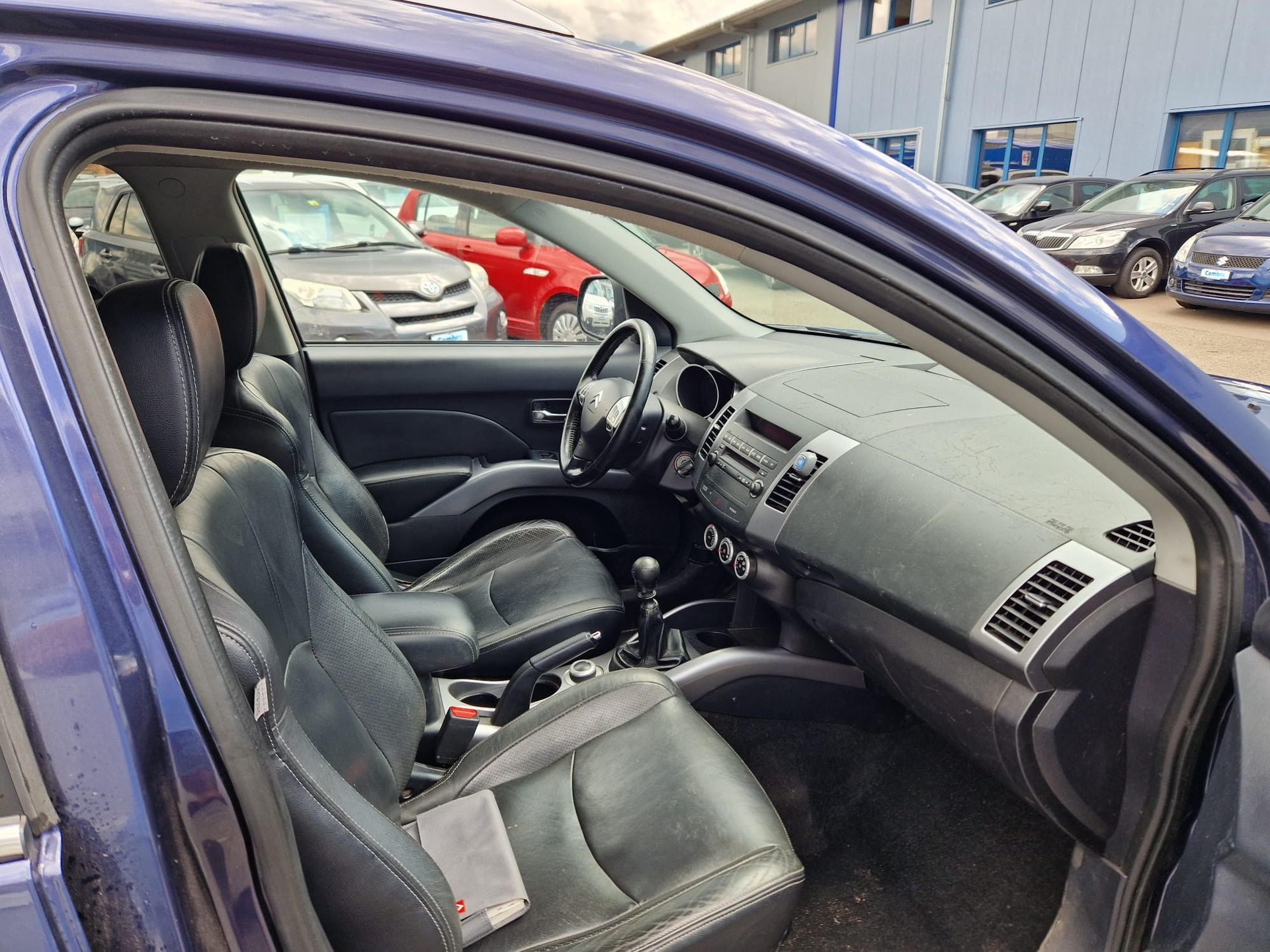 CITROEN C-Crosser 2.2 HDi Exclusive-image-12