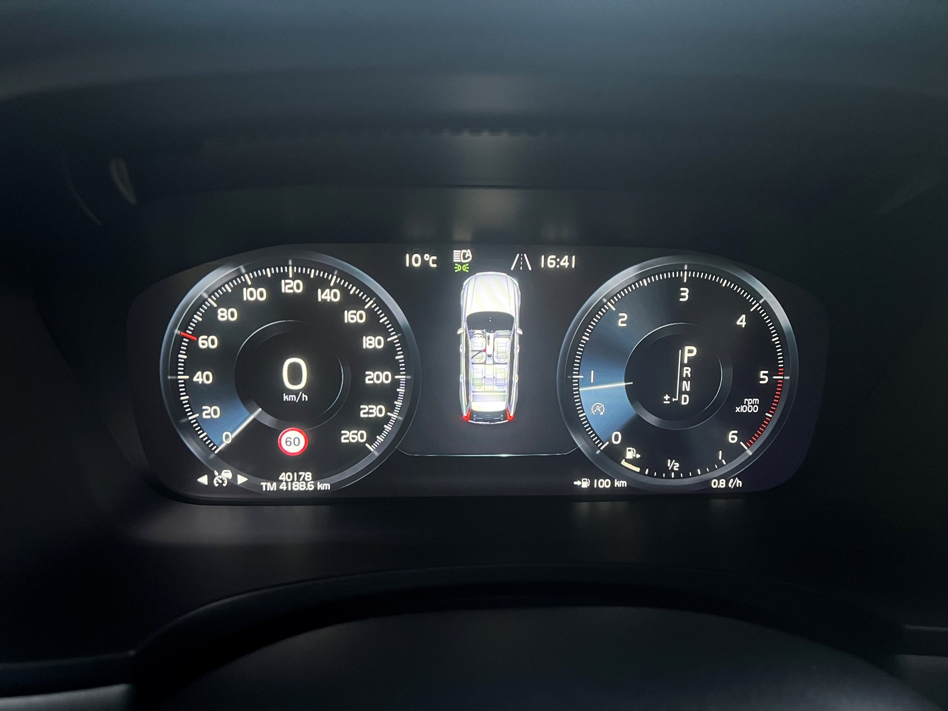 VOLVO V90 D3 Kinetic Geartronic-image-13