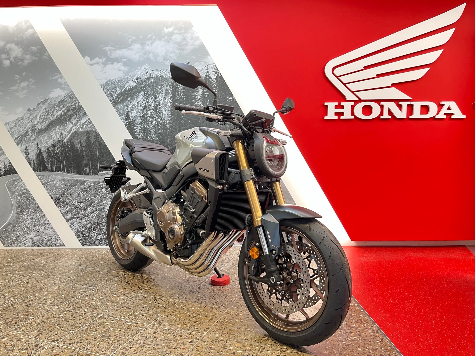 HONDA CB 650 RA New Model auch als 35KW-image-2