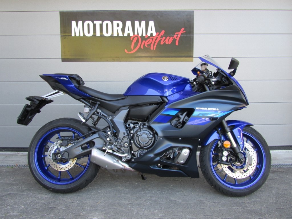 YAMAHA R7-image-0
