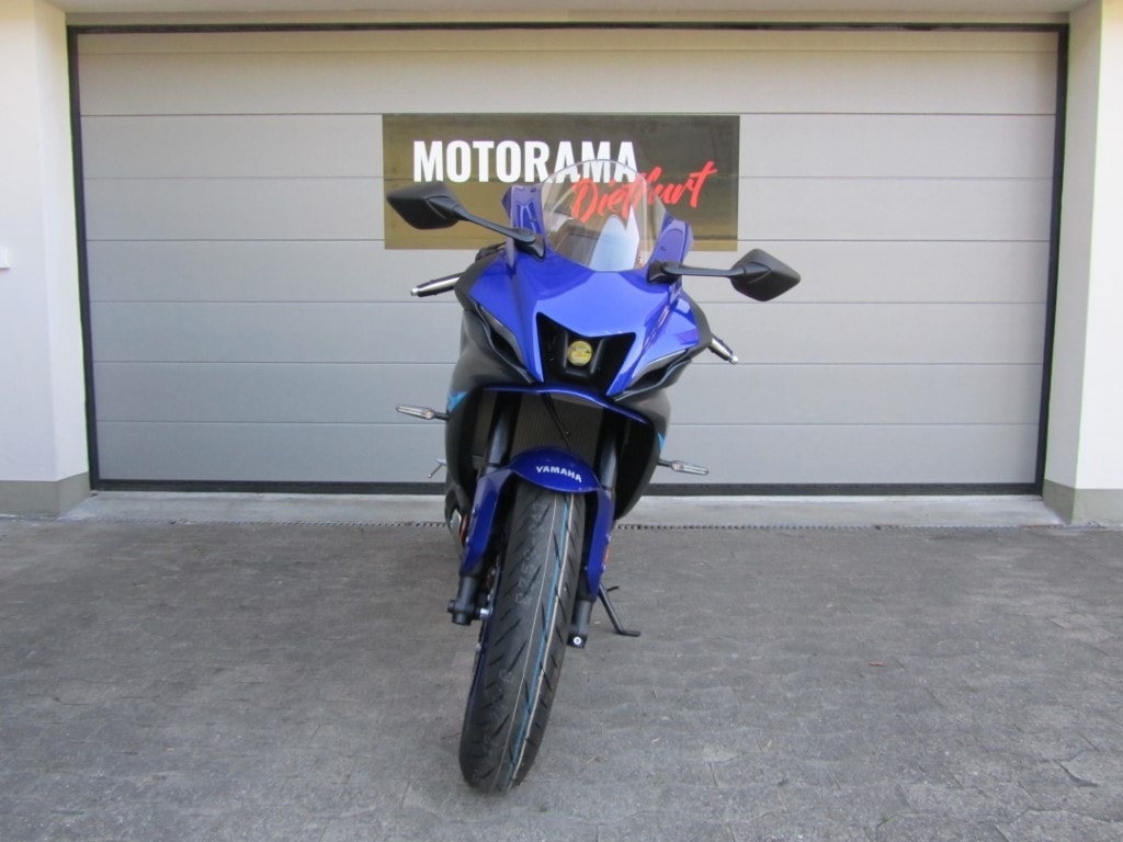 YAMAHA R7-image-4
