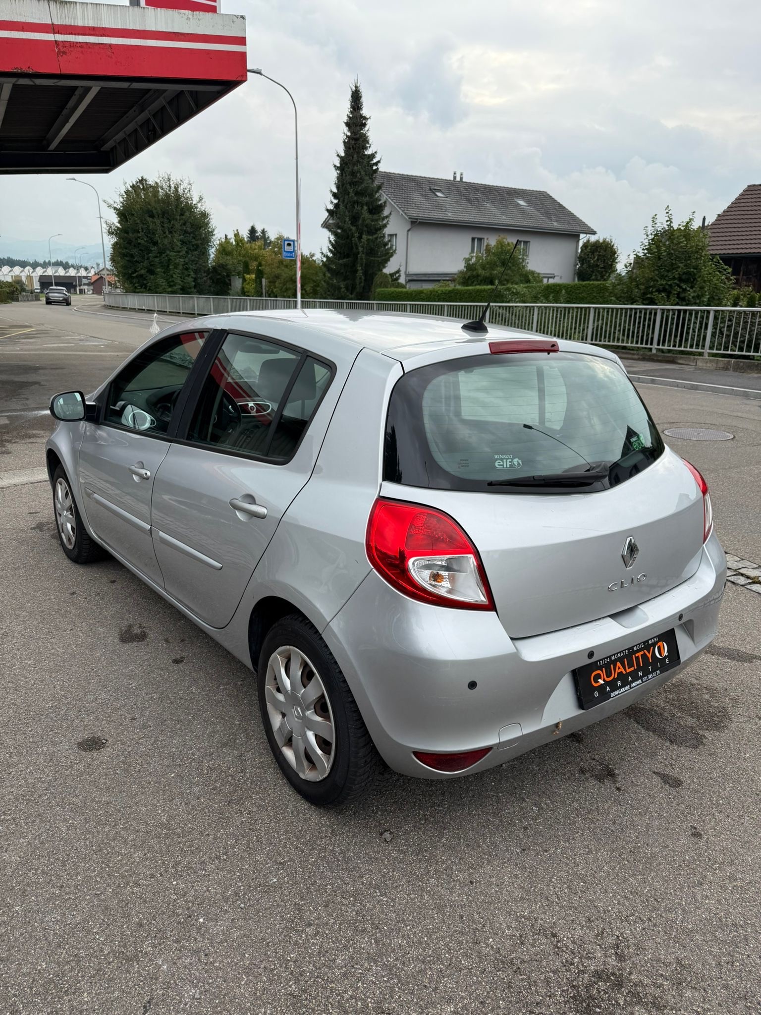 RENAULT Clio-image-1